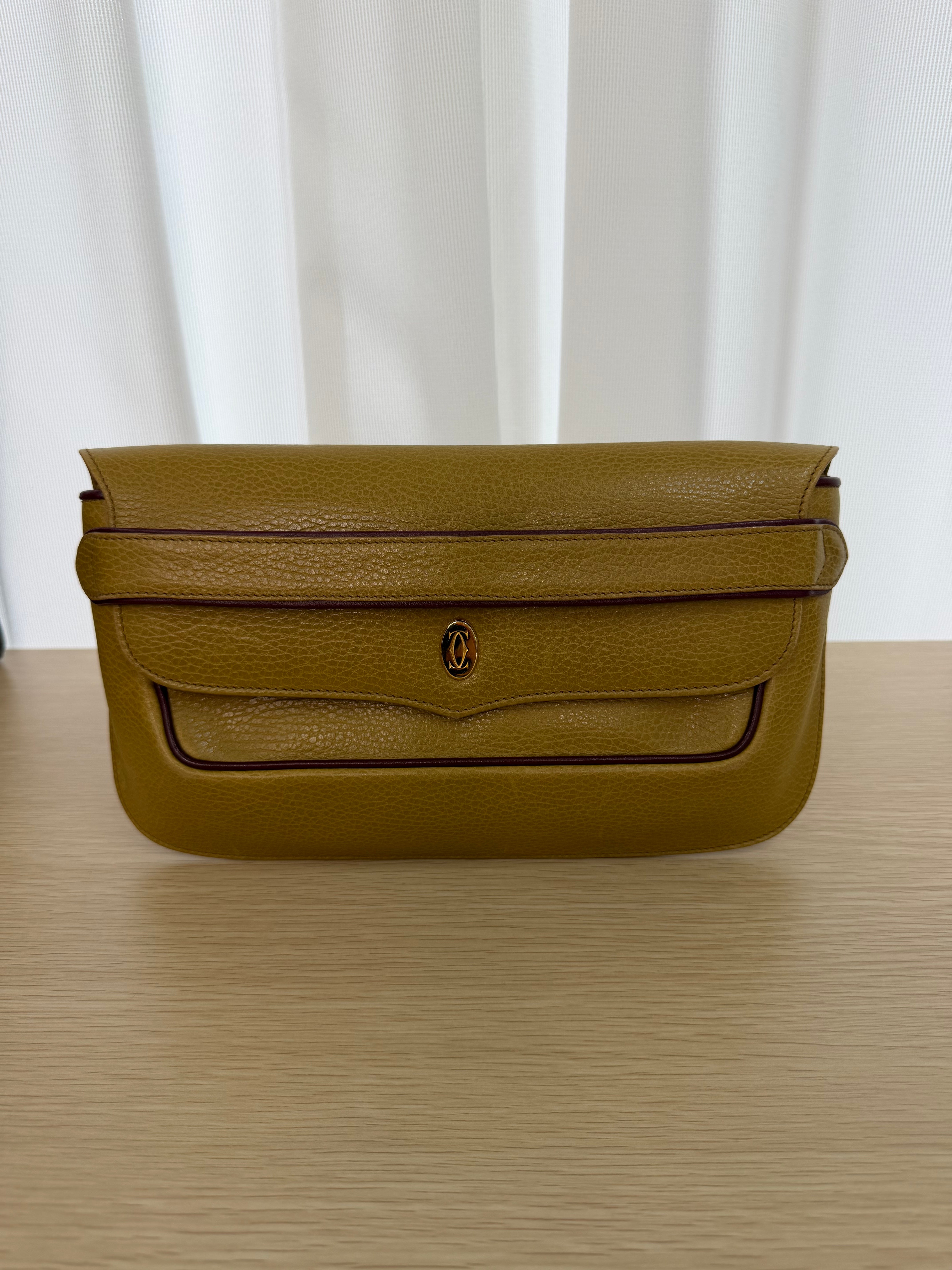 Pochette Vintage di  Cartier in Pelle Martellata