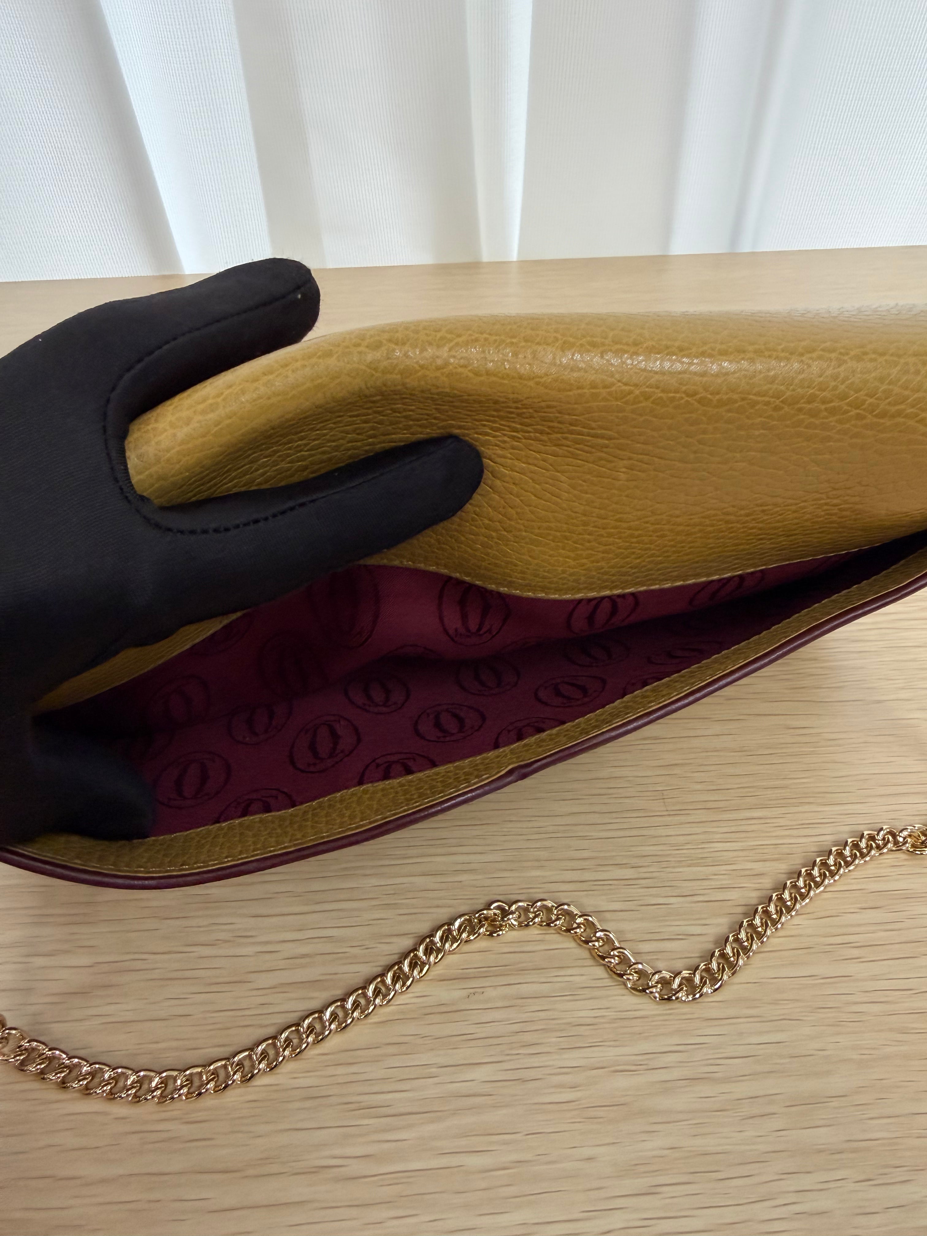 Pochette Vintage di  Cartier in Pelle Martellata