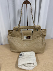 Borsa Chanel Mademoiselle East/West Trapuntata in Pelle Beige