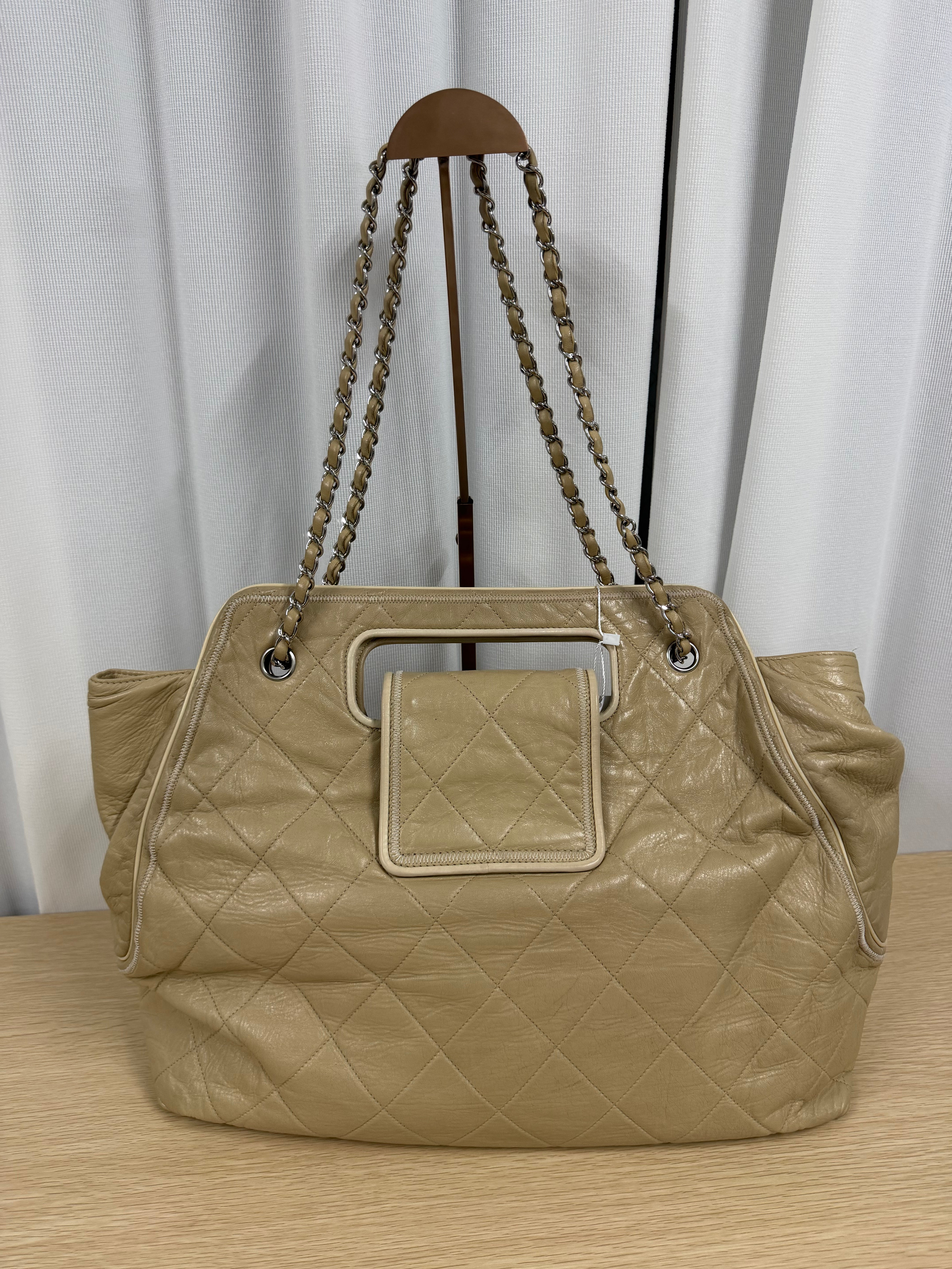 Borsa Chanel Mademoiselle East/West Trapuntata in Pelle Beige