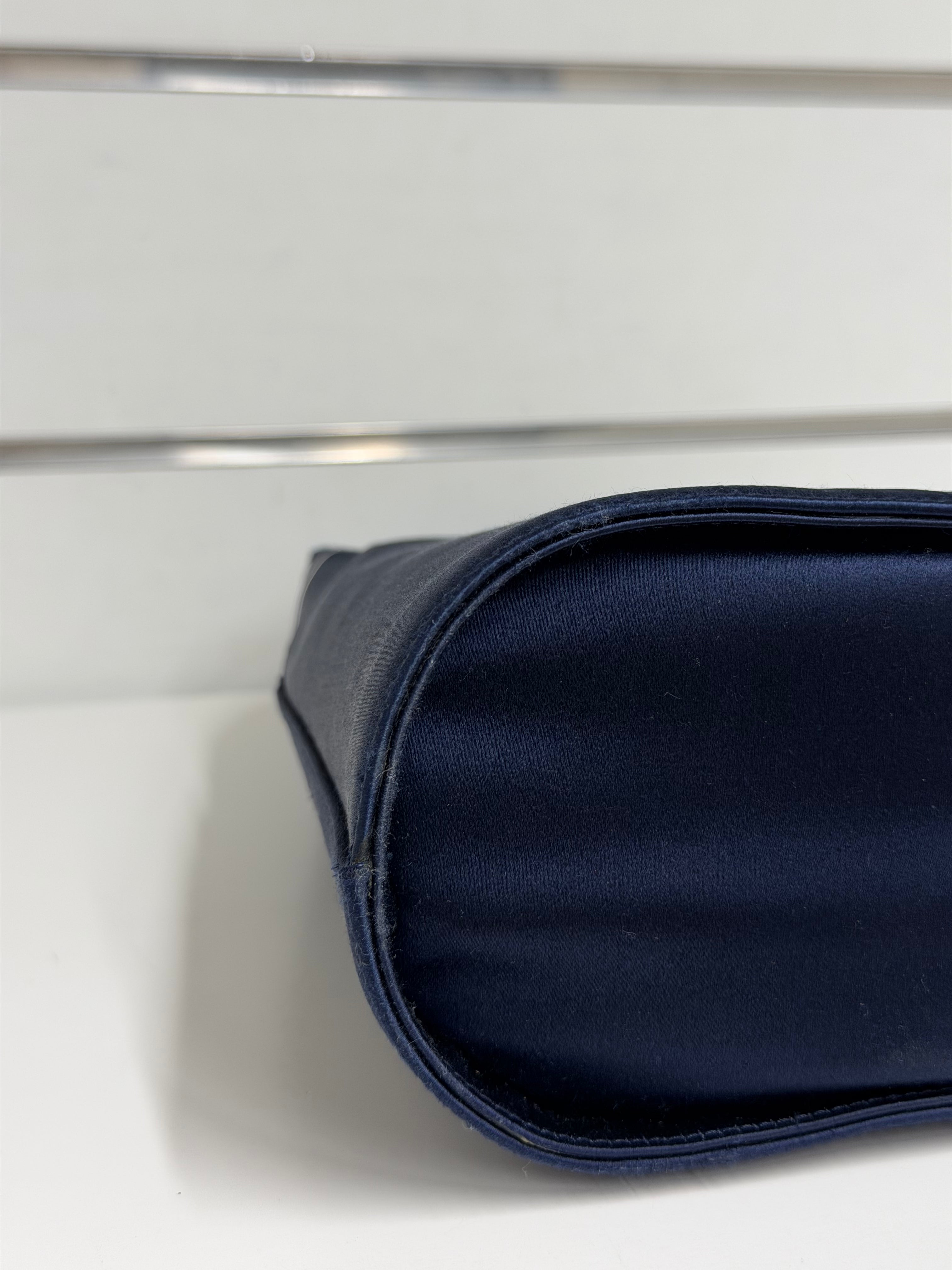 Borsa Salvatore Ferragamo in Blue Satin