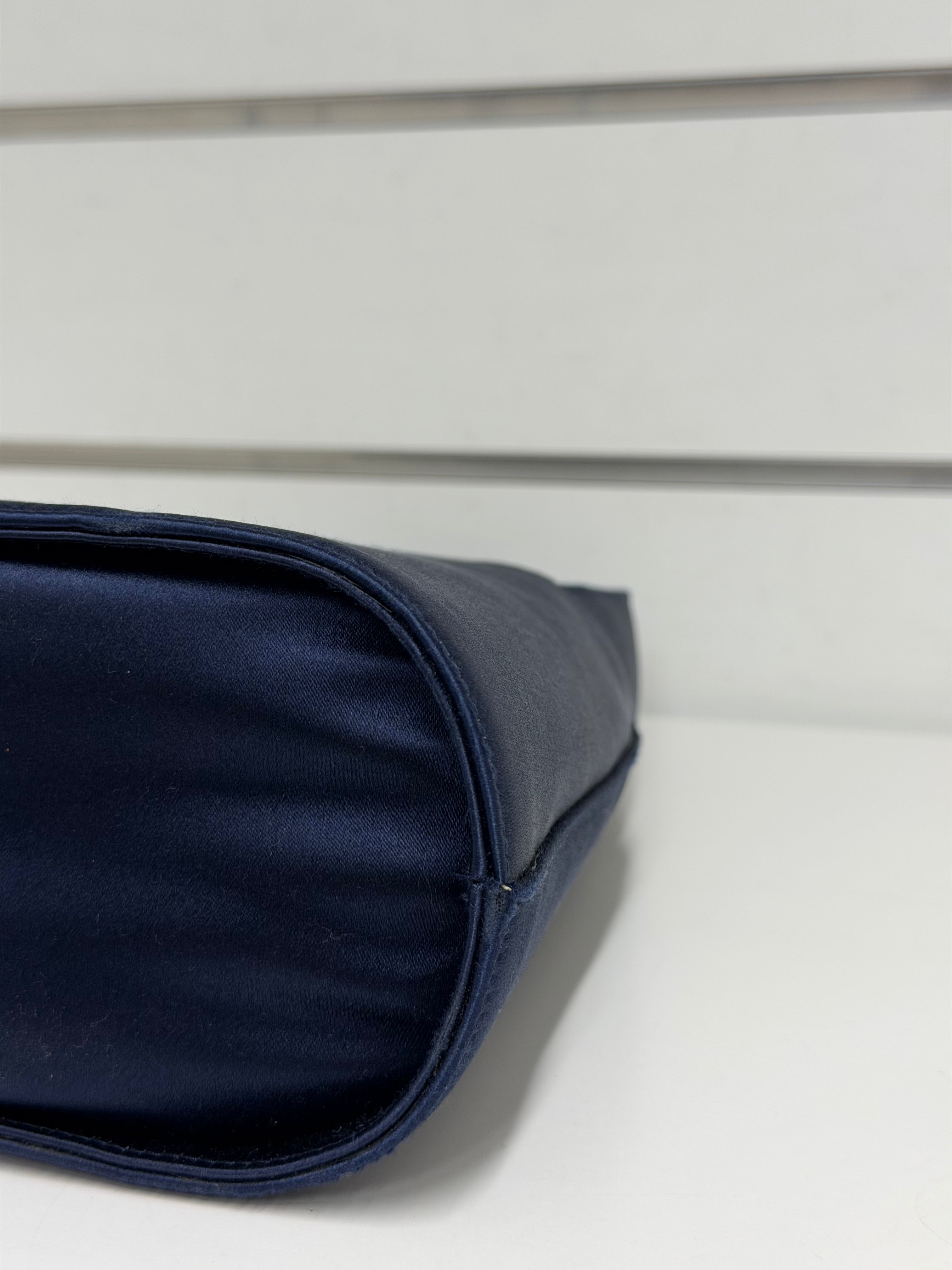 Borsa Salvatore Ferragamo in Blue Satin