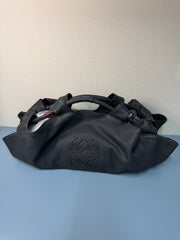 Borsa Loewe Aire con Logo Anagram in Rilievo