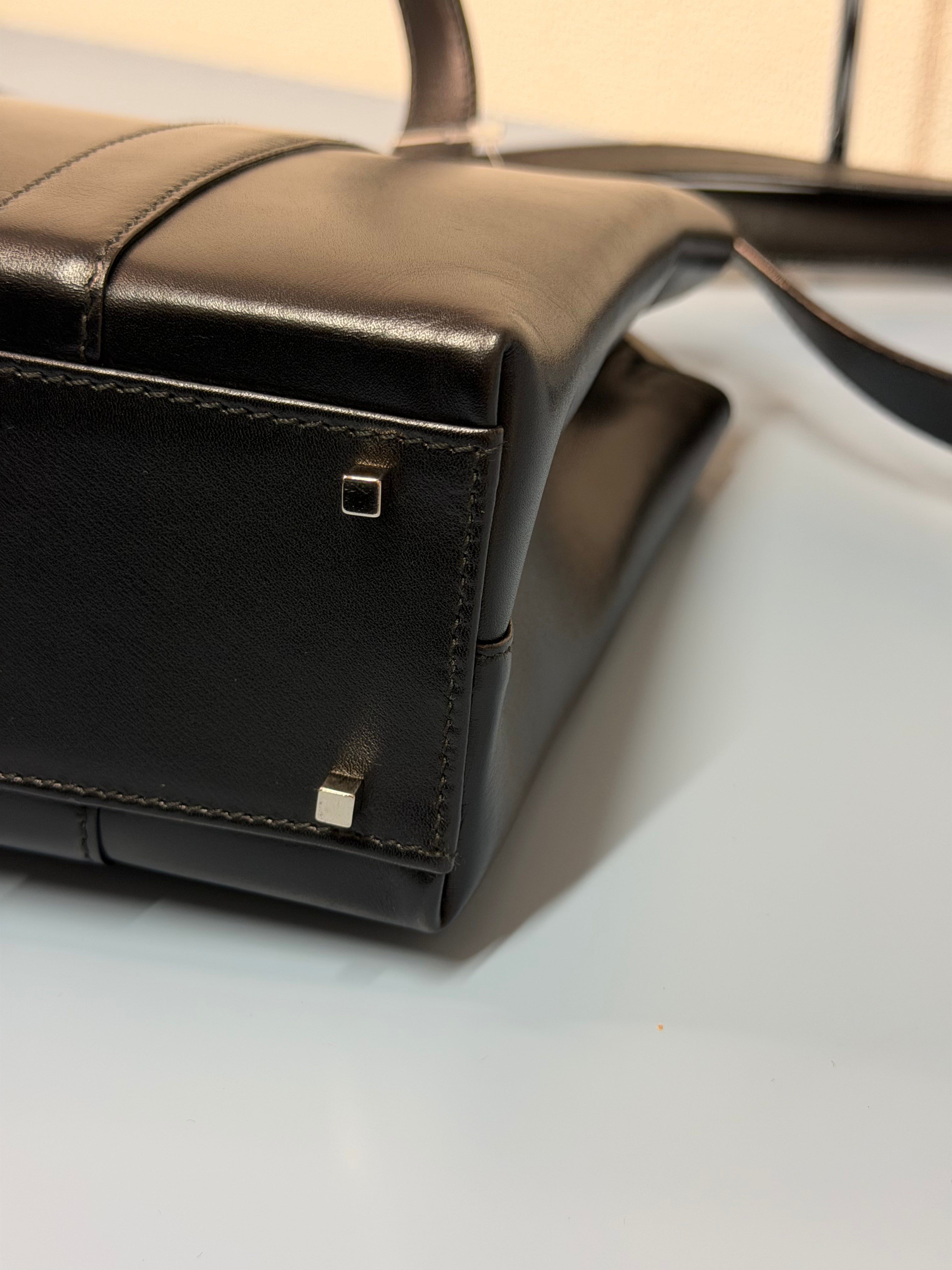 Borsa Tote Vintage di Salvatore Ferragamo in Pelle Nera