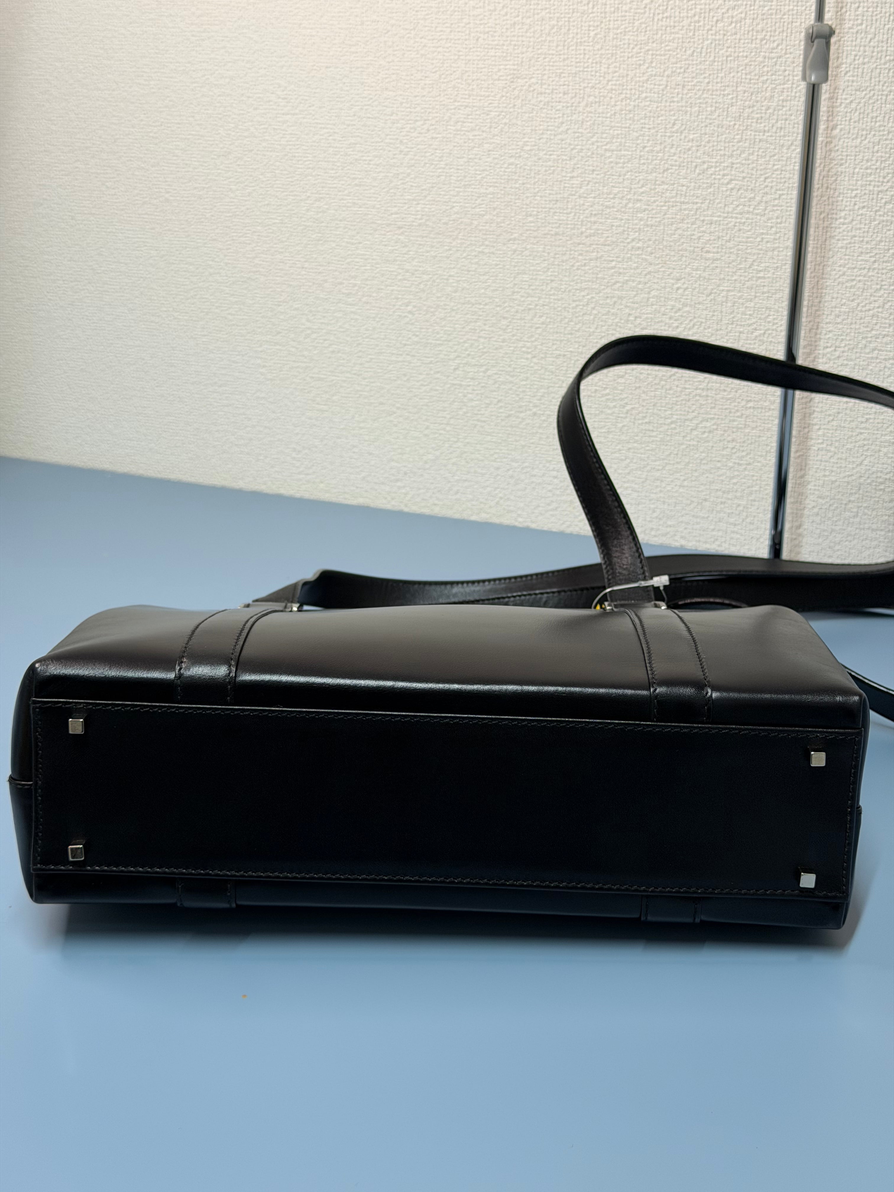 Borsa Tote Vintage di Salvatore Ferragamo in Pelle Nera
