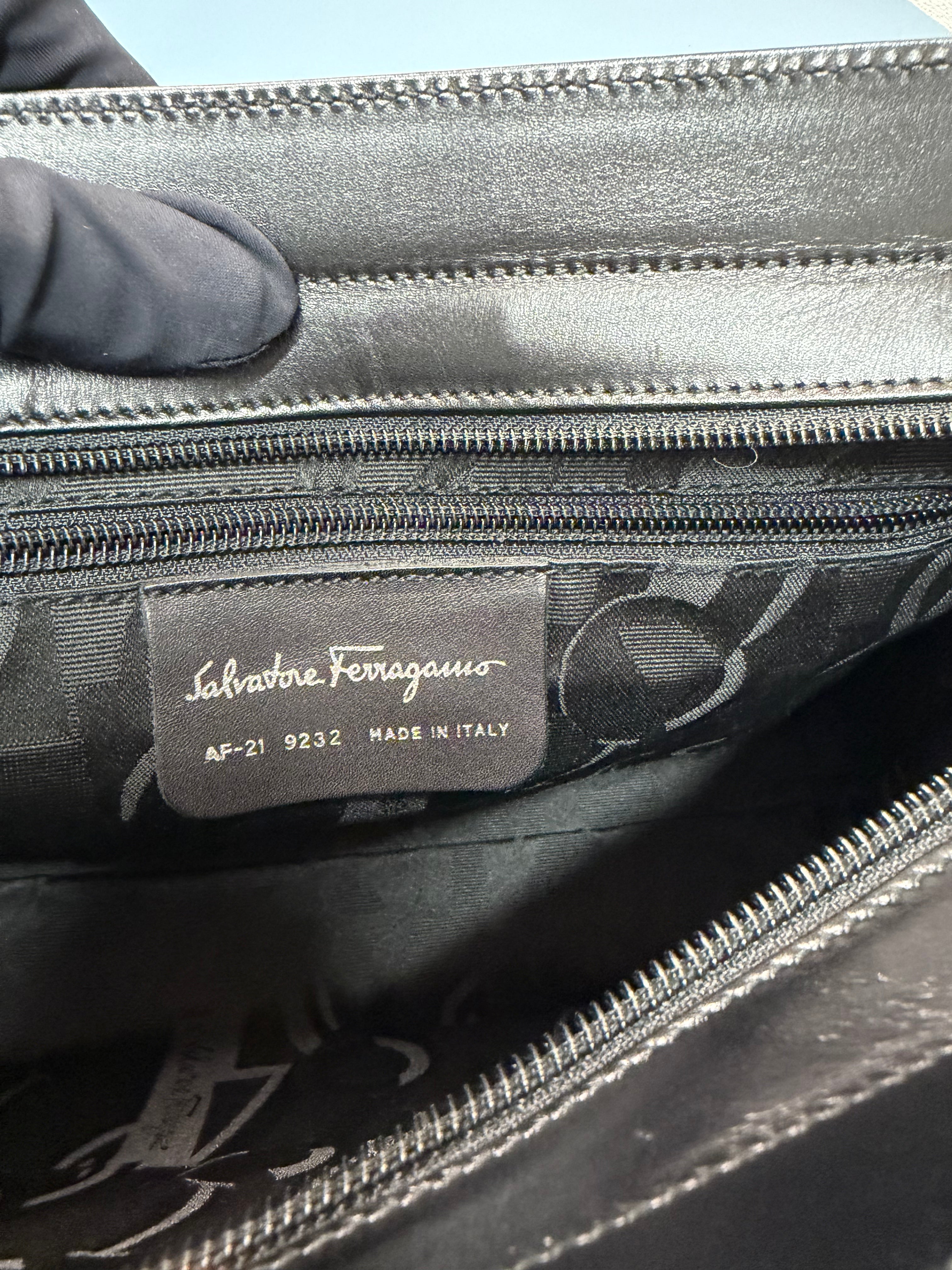 Borsa Tote Vintage di Salvatore Ferragamo in Pelle Nera