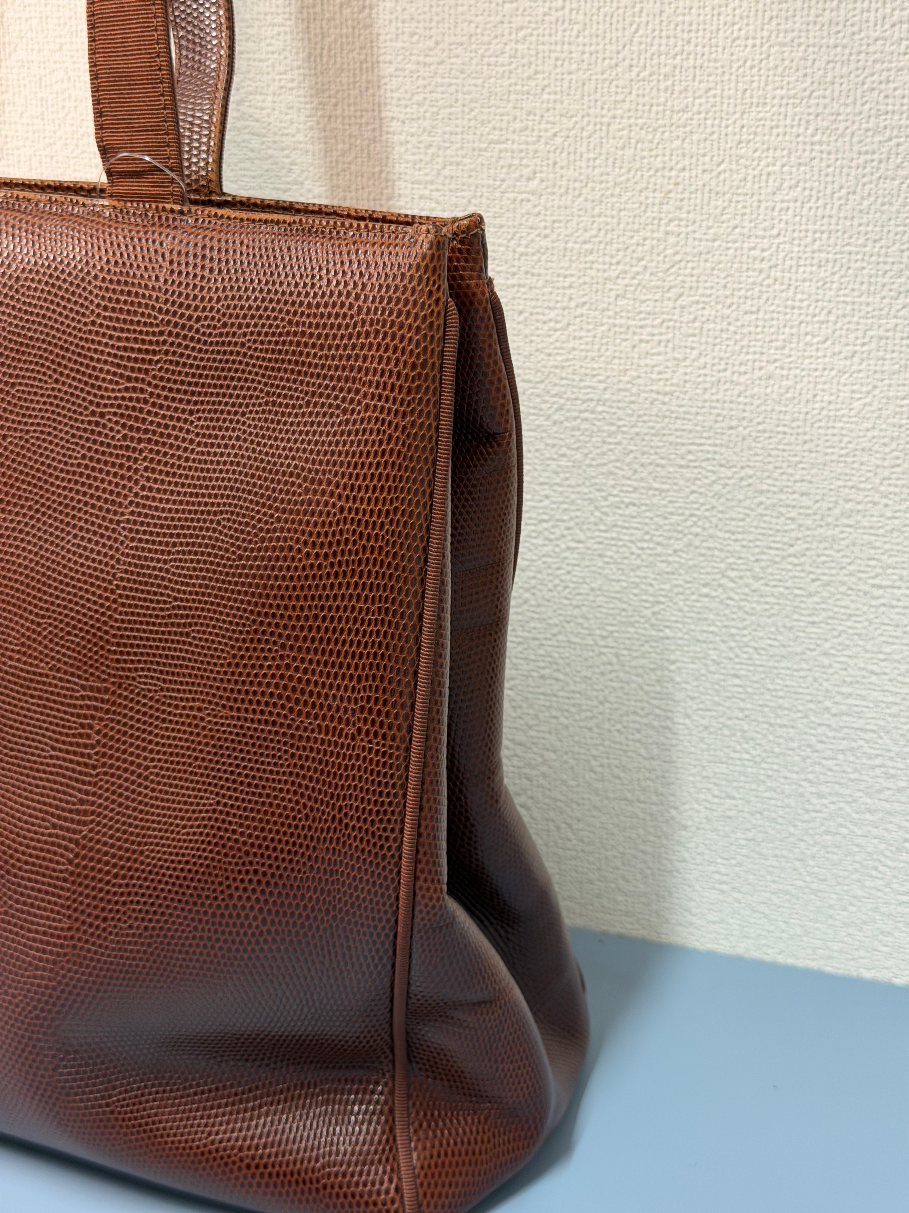 Borsa Tote Vintage in Pelle Marrone di Salvatore Ferragamo