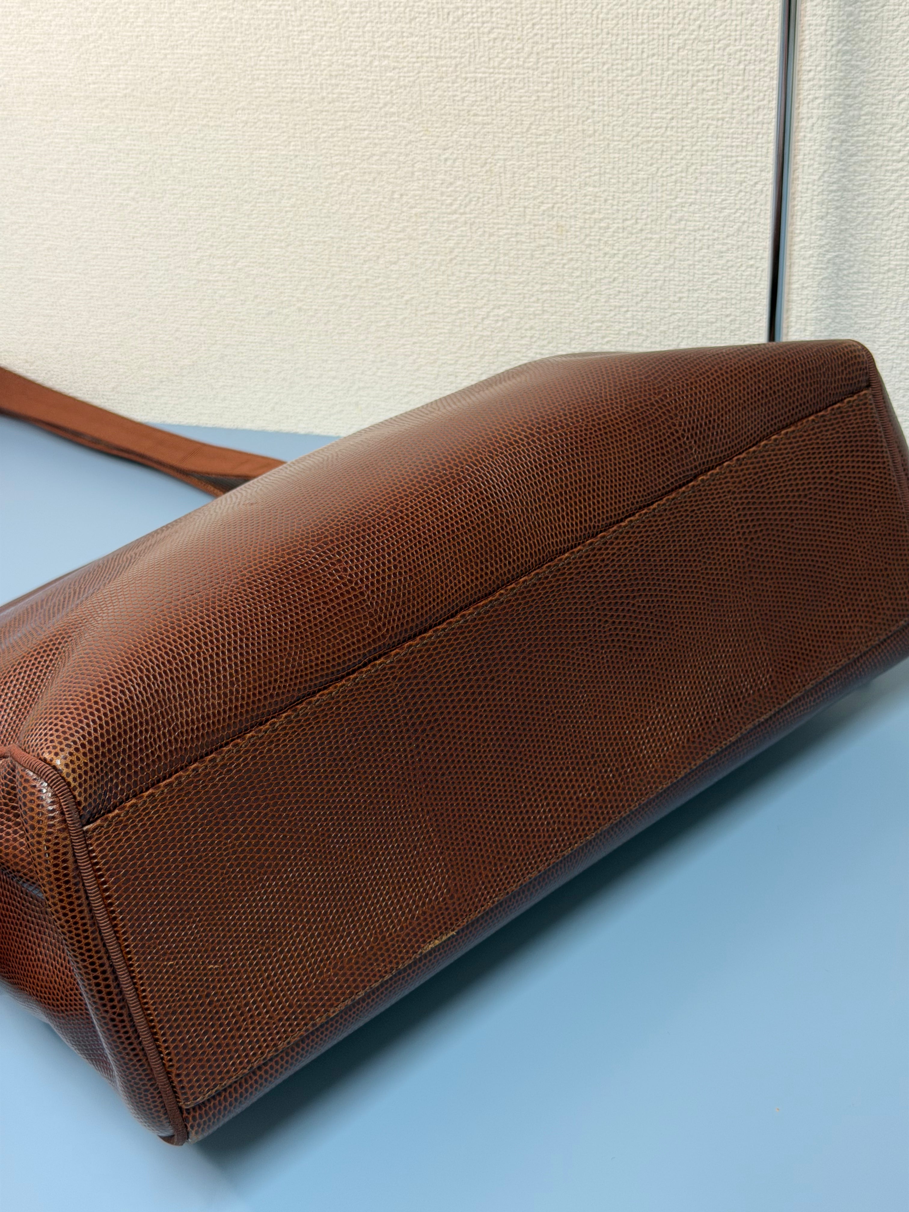 Borsa Tote Vintage in Pelle Marrone di Salvatore Ferragamo