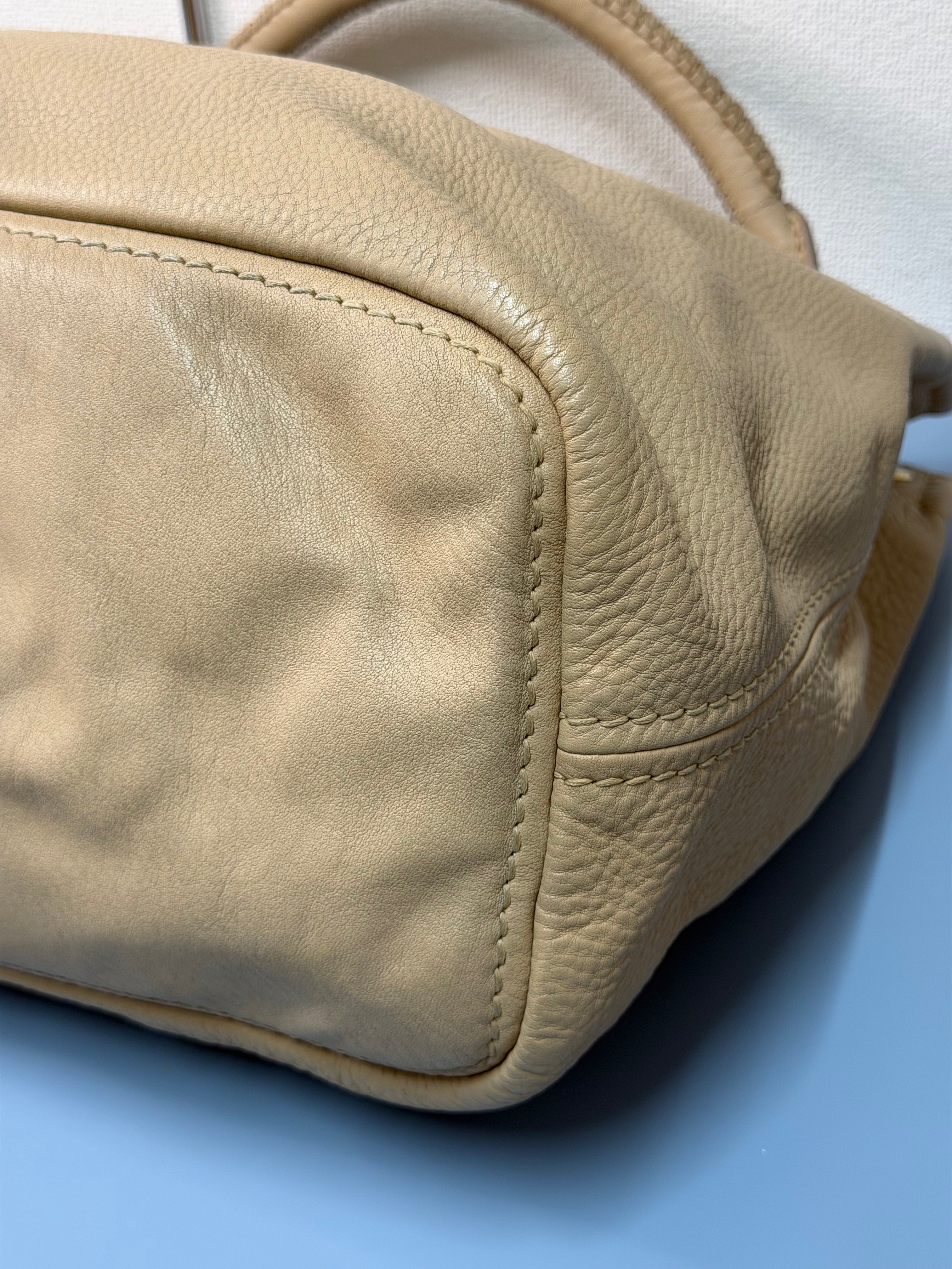 Borsa a Spalla Prada in Color Sabbia
