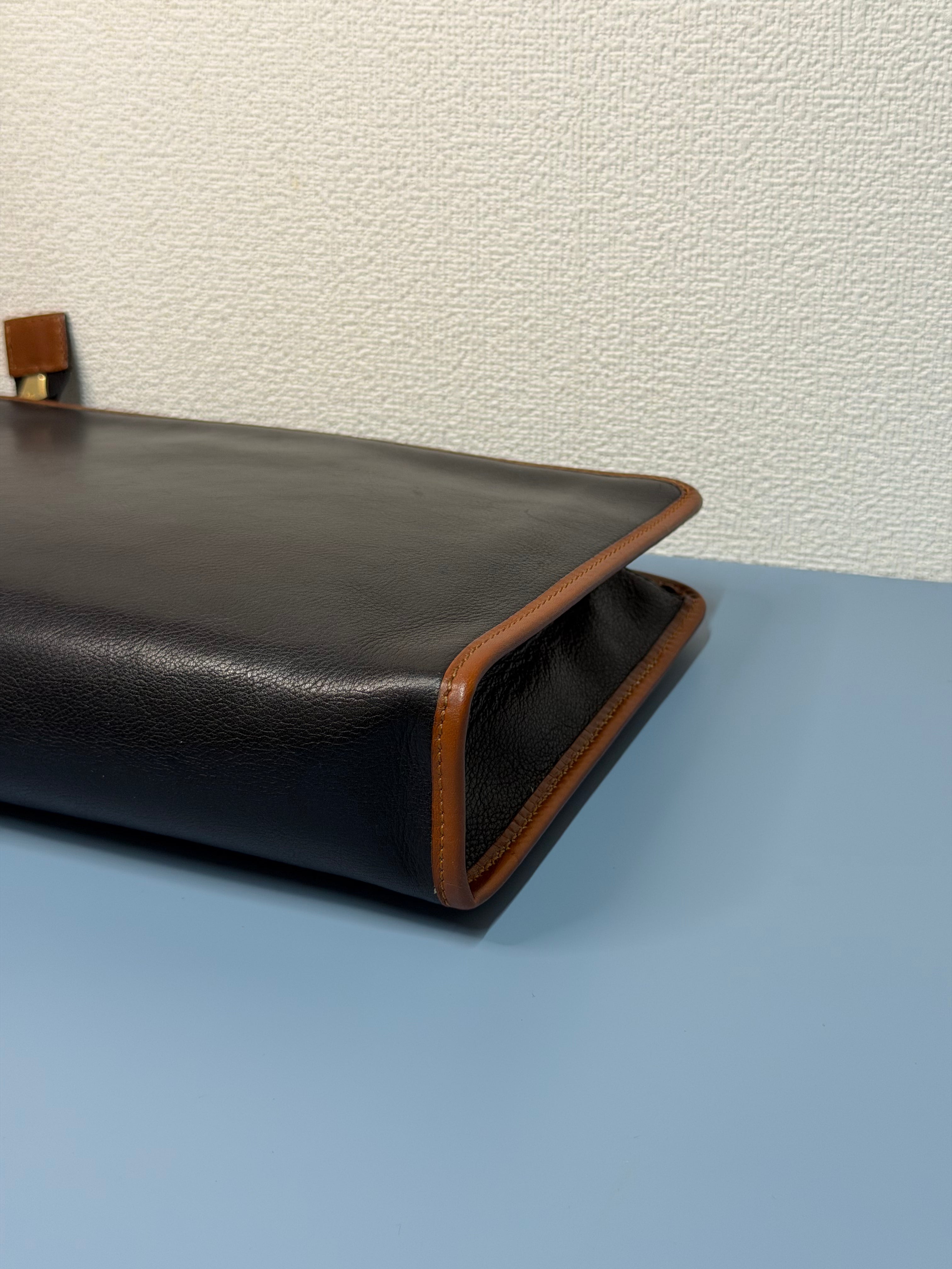 Pochette Vintage di Céline in Pelle Nera