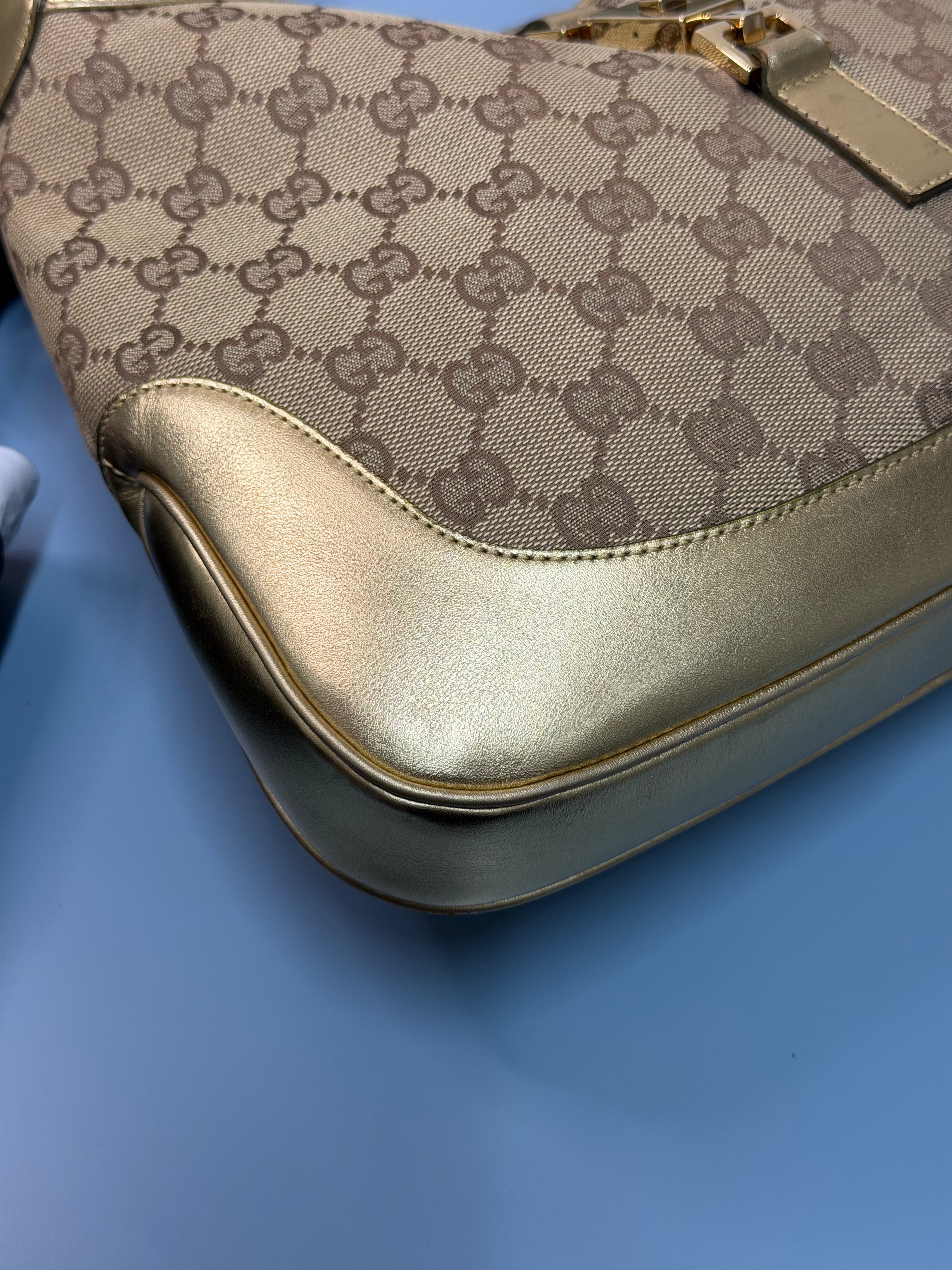 Borsa Jackie di Gucci con Finiture in Pelle Metallizzata Dorata