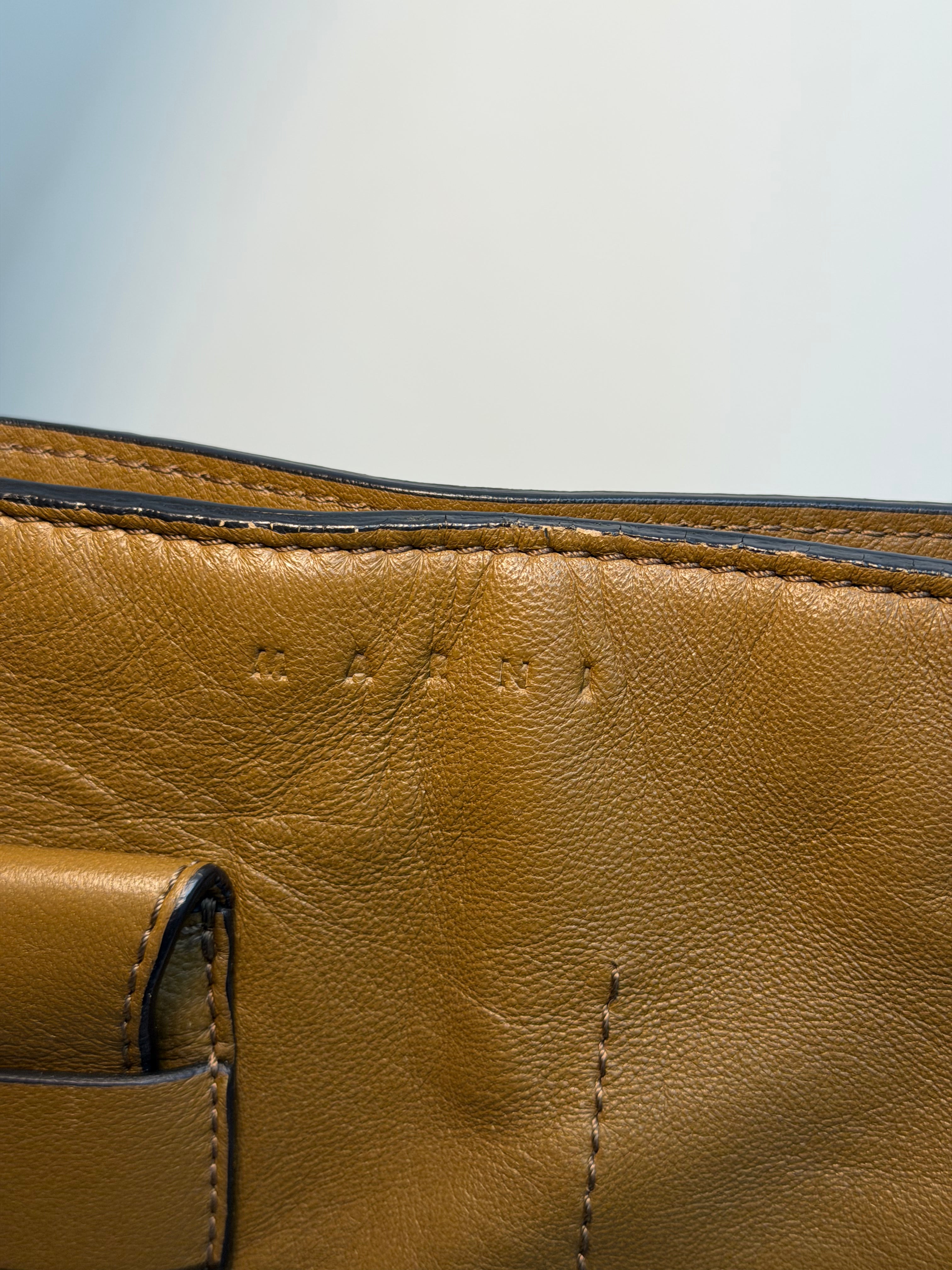 Borsa Multipocket Tote in Pelle Marrone di Marni