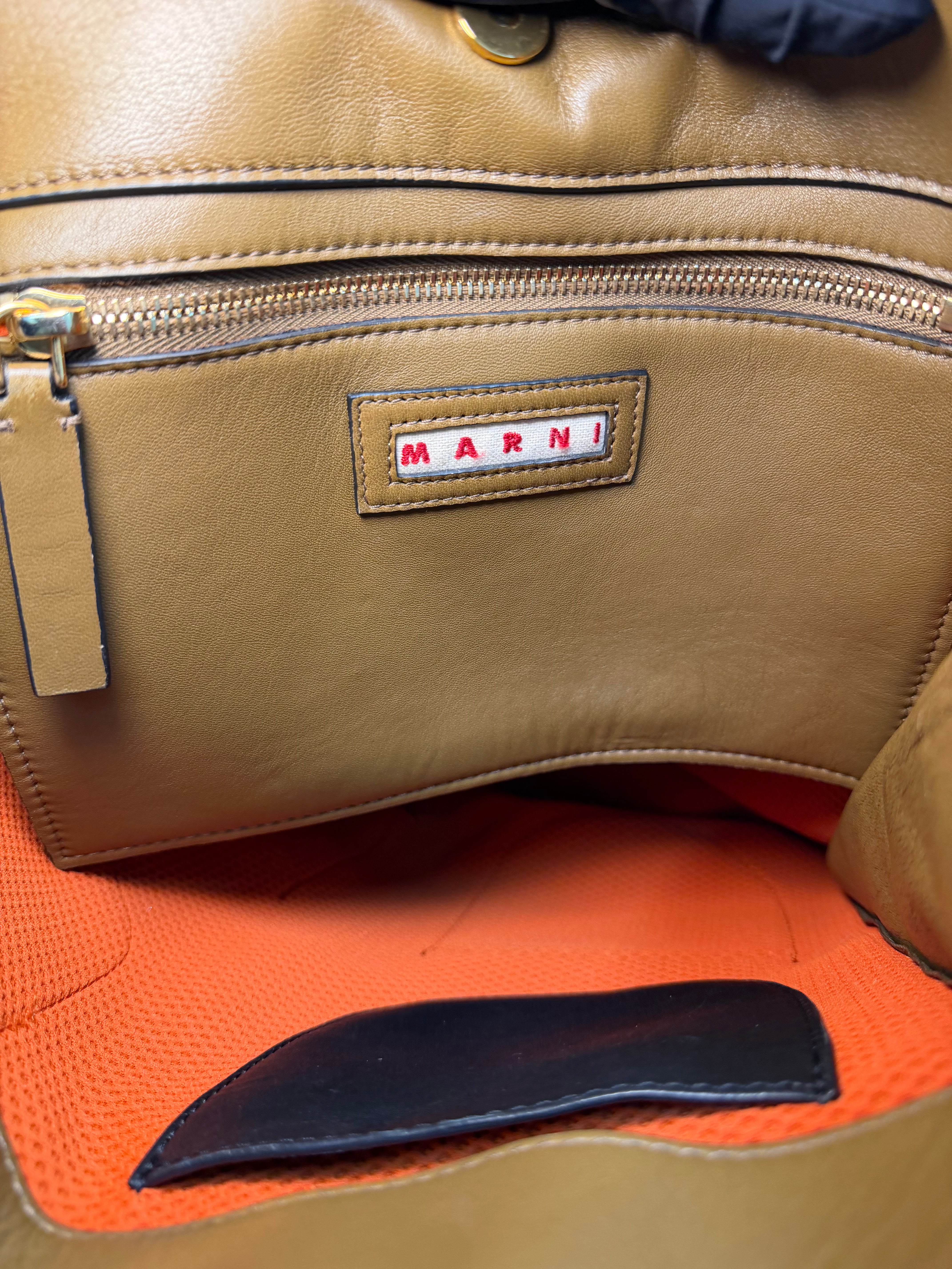 Borsa Multipocket Tote in Pelle Marrone di Marni
