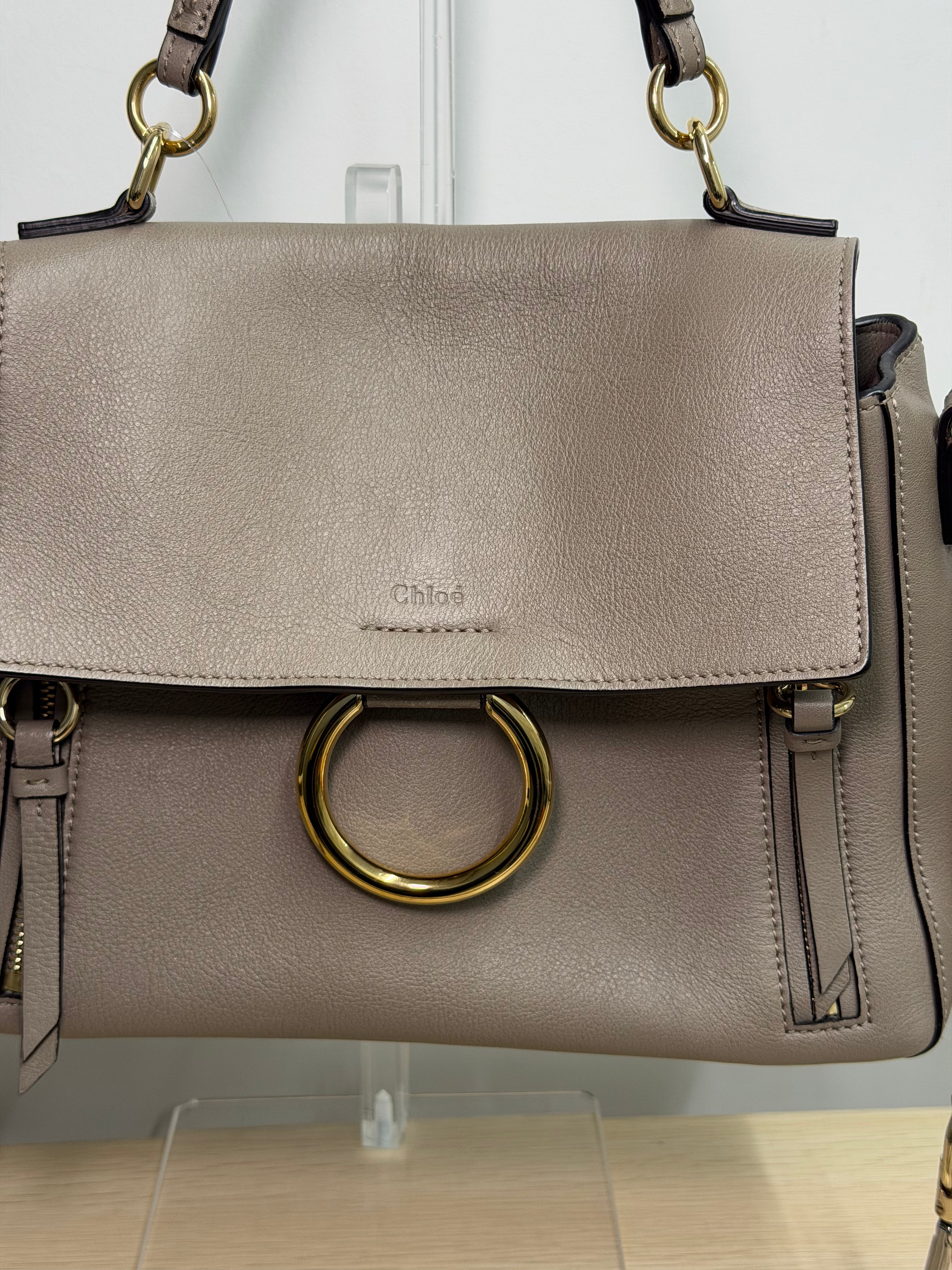 Borsa Chloé Faye Day in Pelle Color Tortora