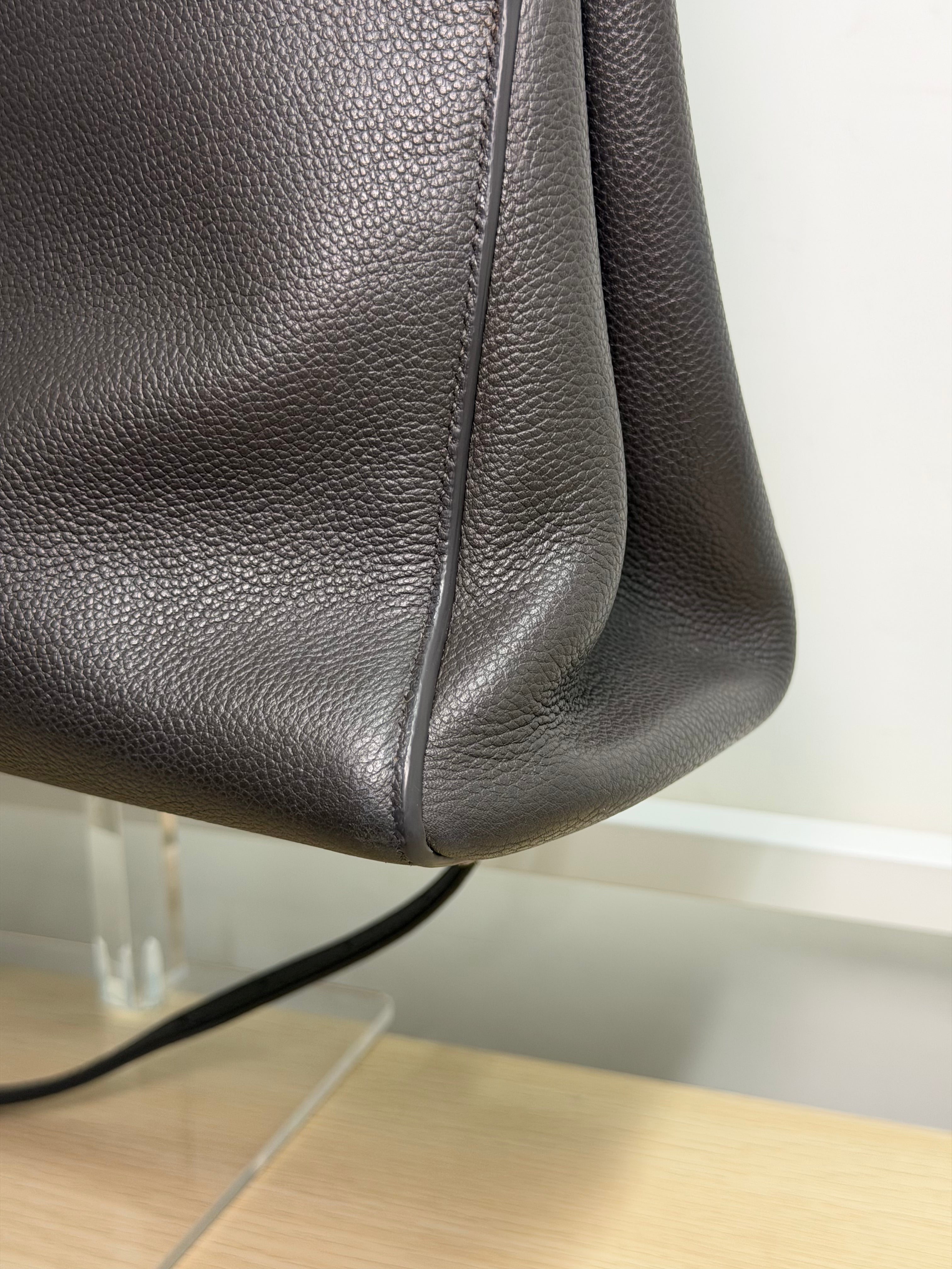 Borsa Tote Saint Laurent Cabas Rive Gauche in Pelle Martellata Grigia