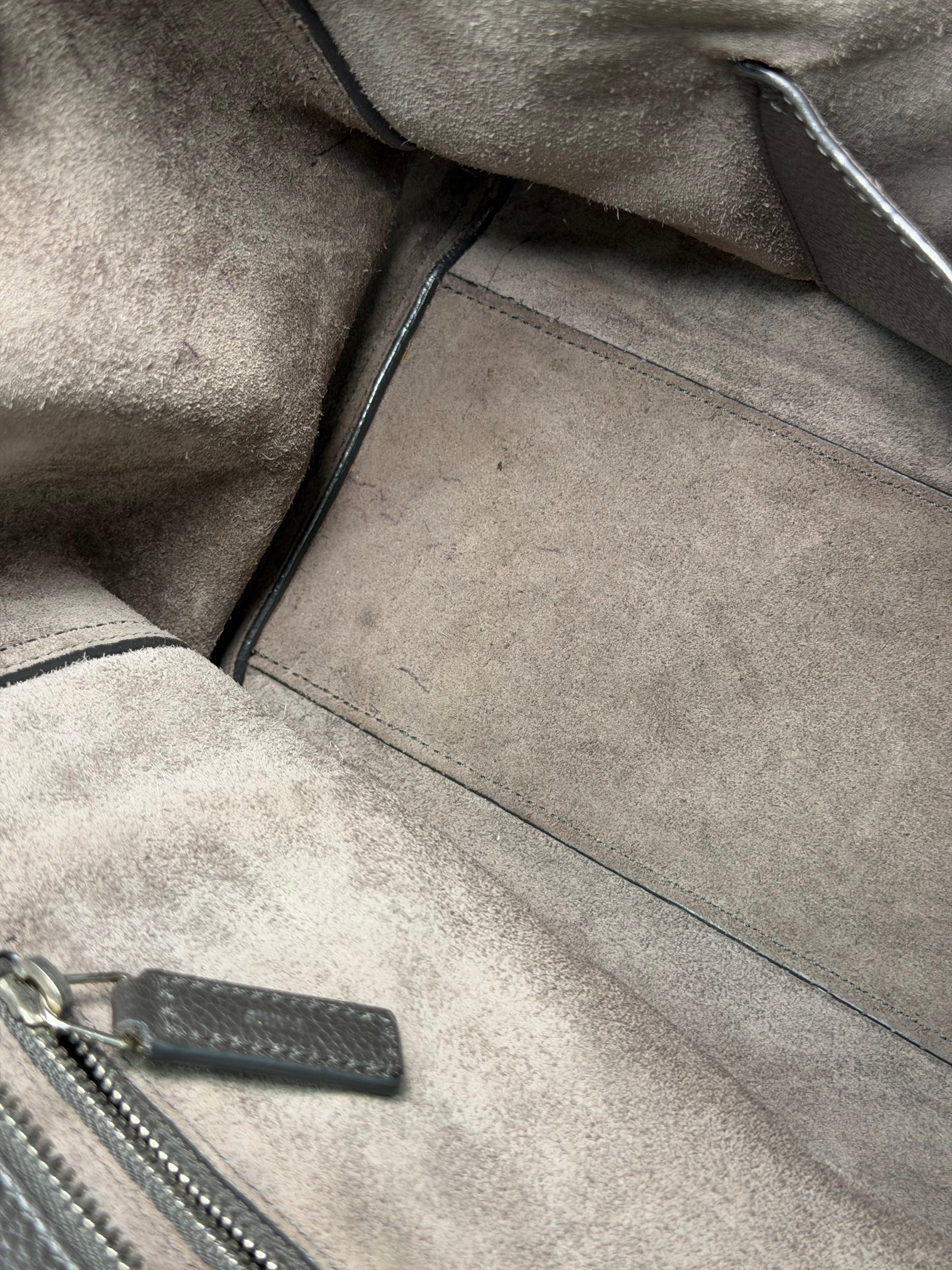 Borsa Tote Saint Laurent Cabas Rive Gauche in Pelle Martellata Grigia
