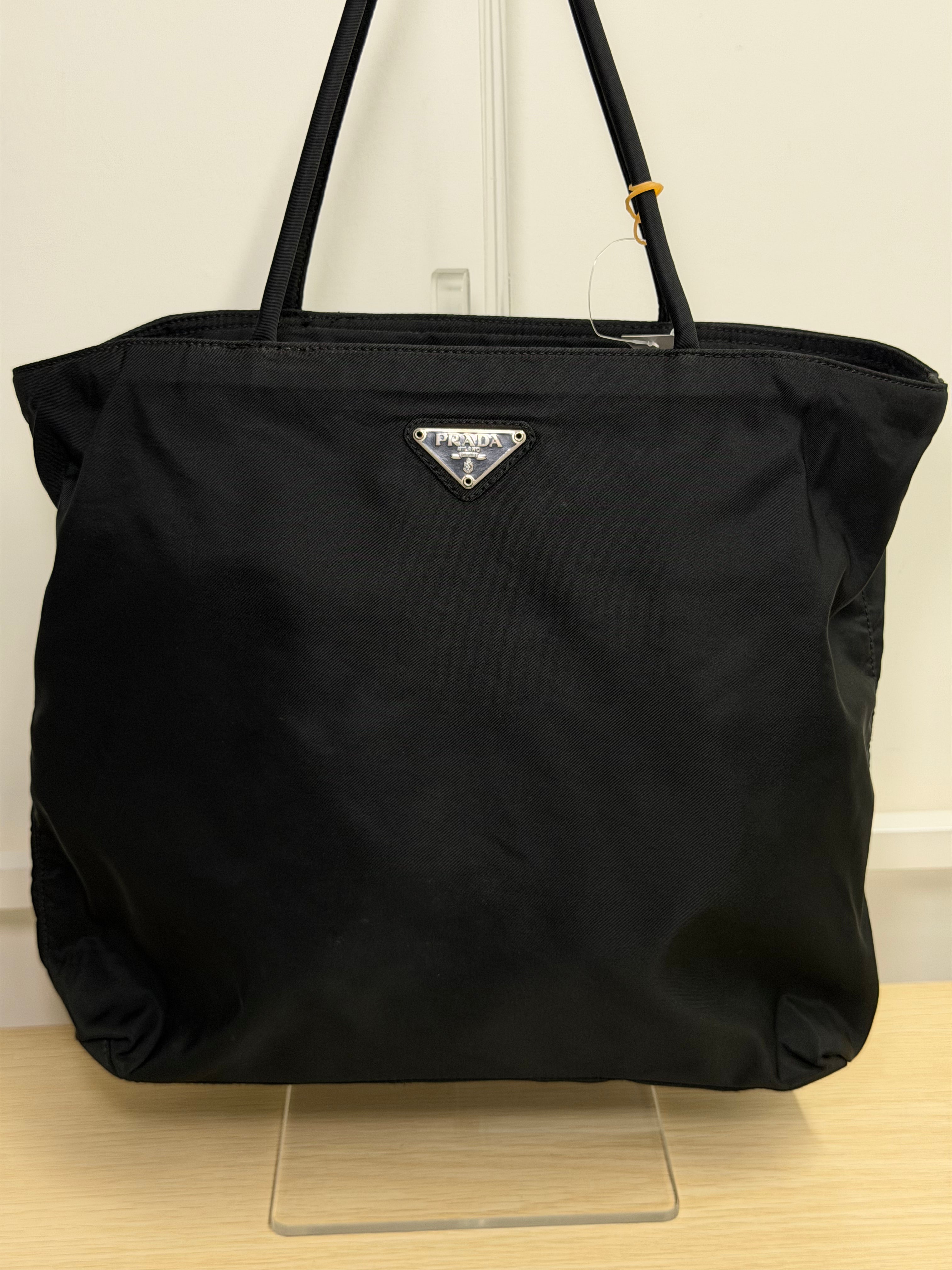 Borsa Tote Prada in Nylon Nero