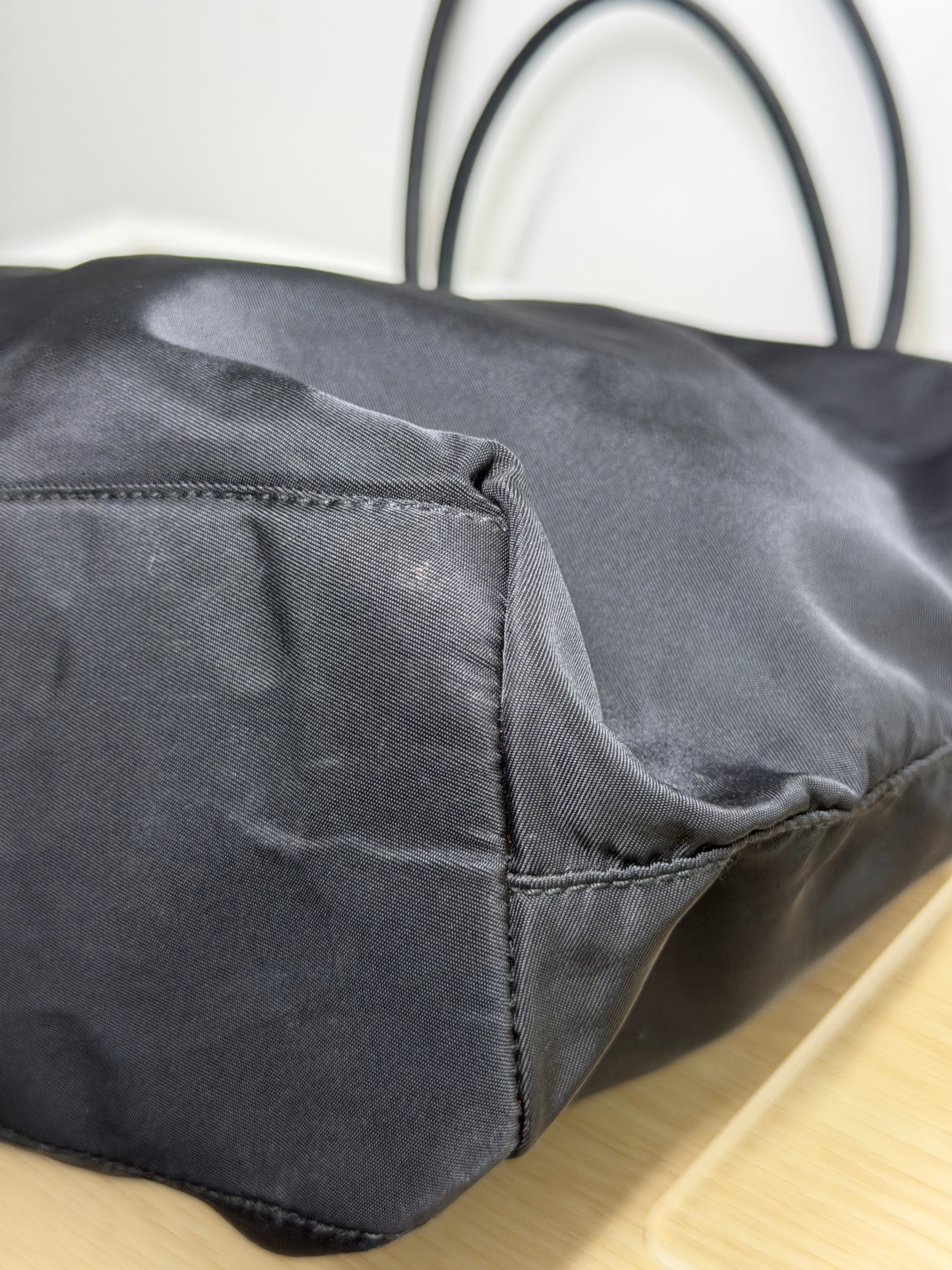 Borsa Tote Prada in Nylon Nero