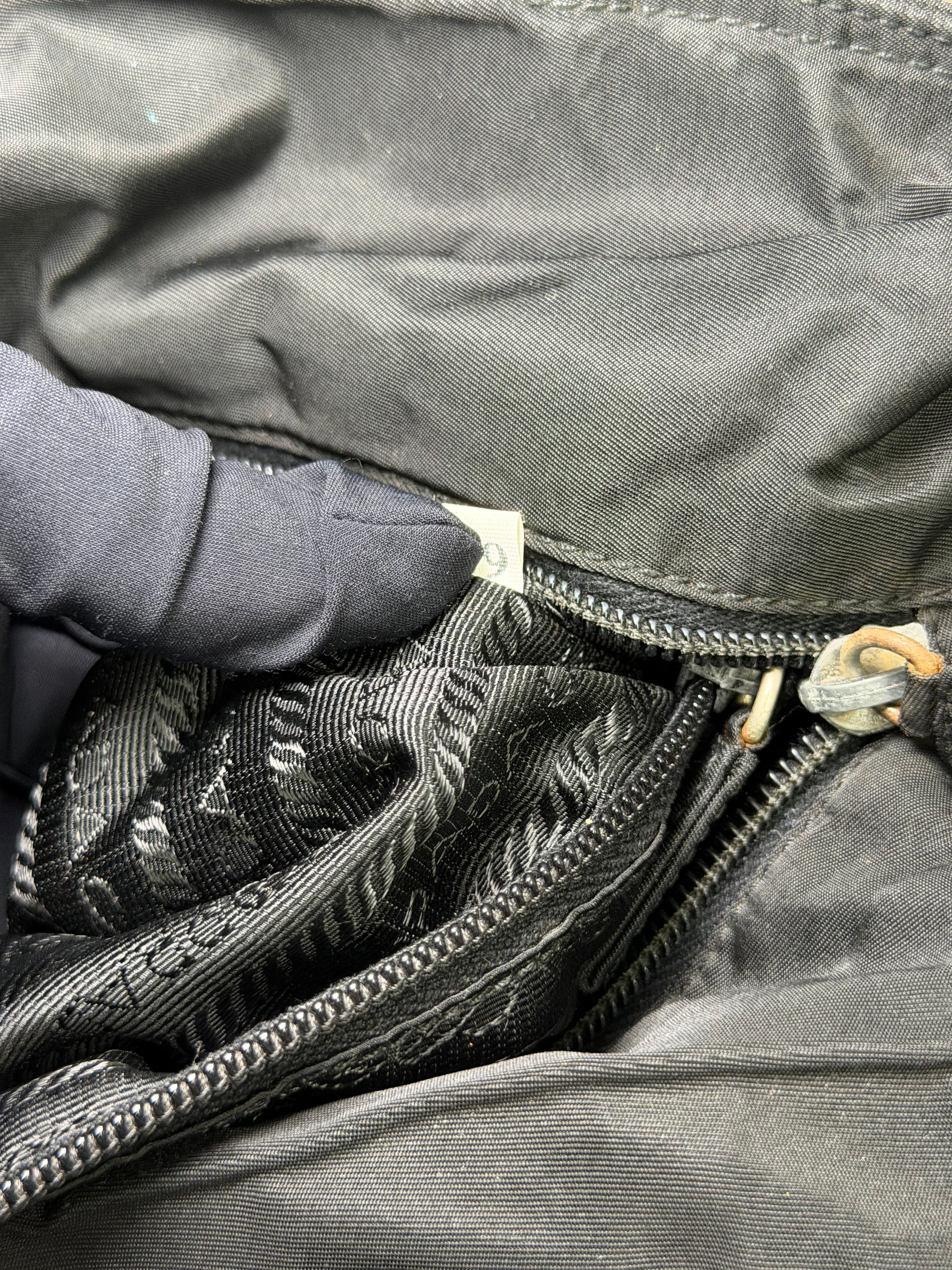 Borsa Tote Prada in Nylon Nero