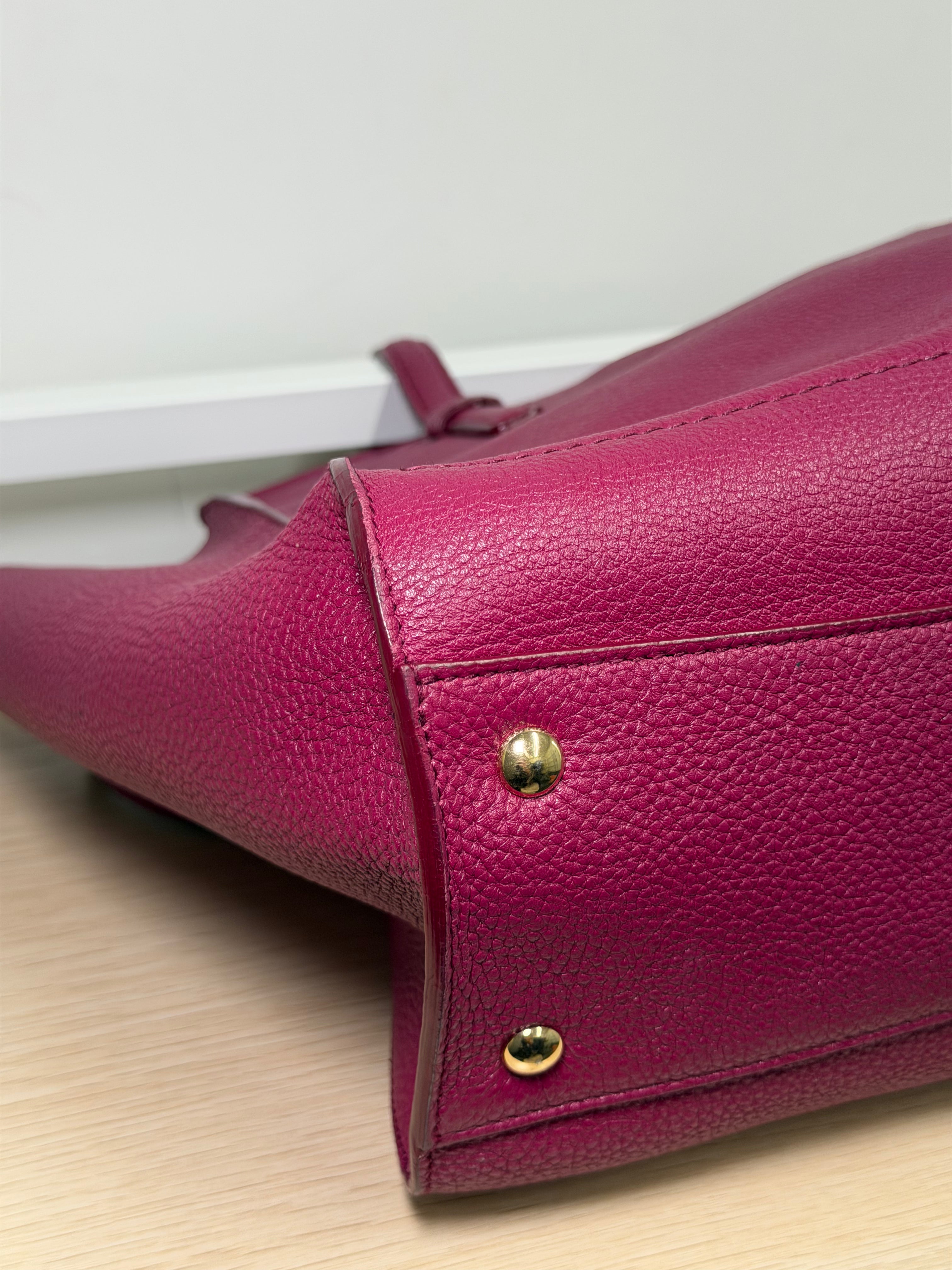 Borsa Tote Salvatore Ferragamo in Pelle Martellata Color Fucsia