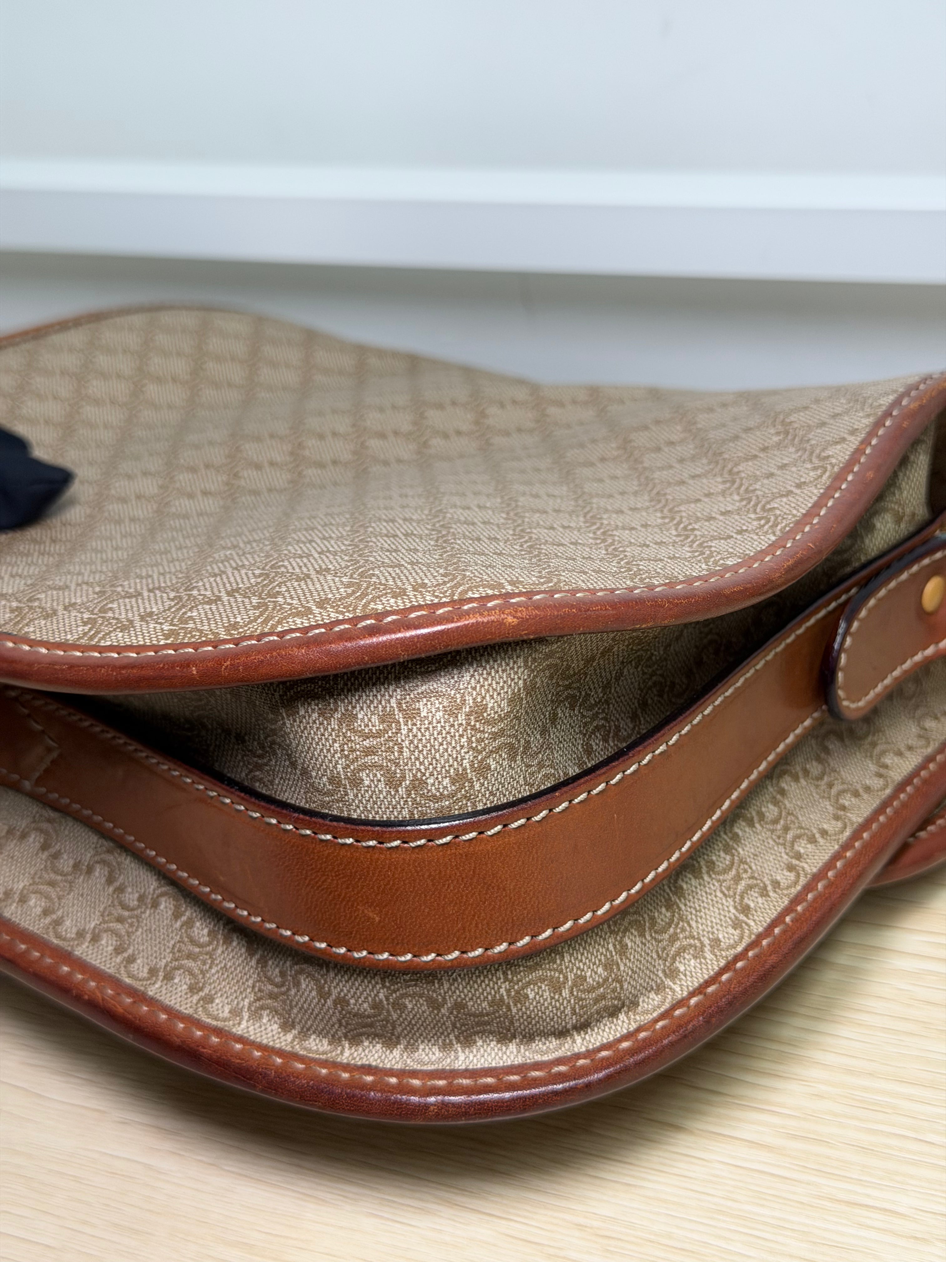Borsa a Tracolla Vintage di Céline in Monogram Macadam