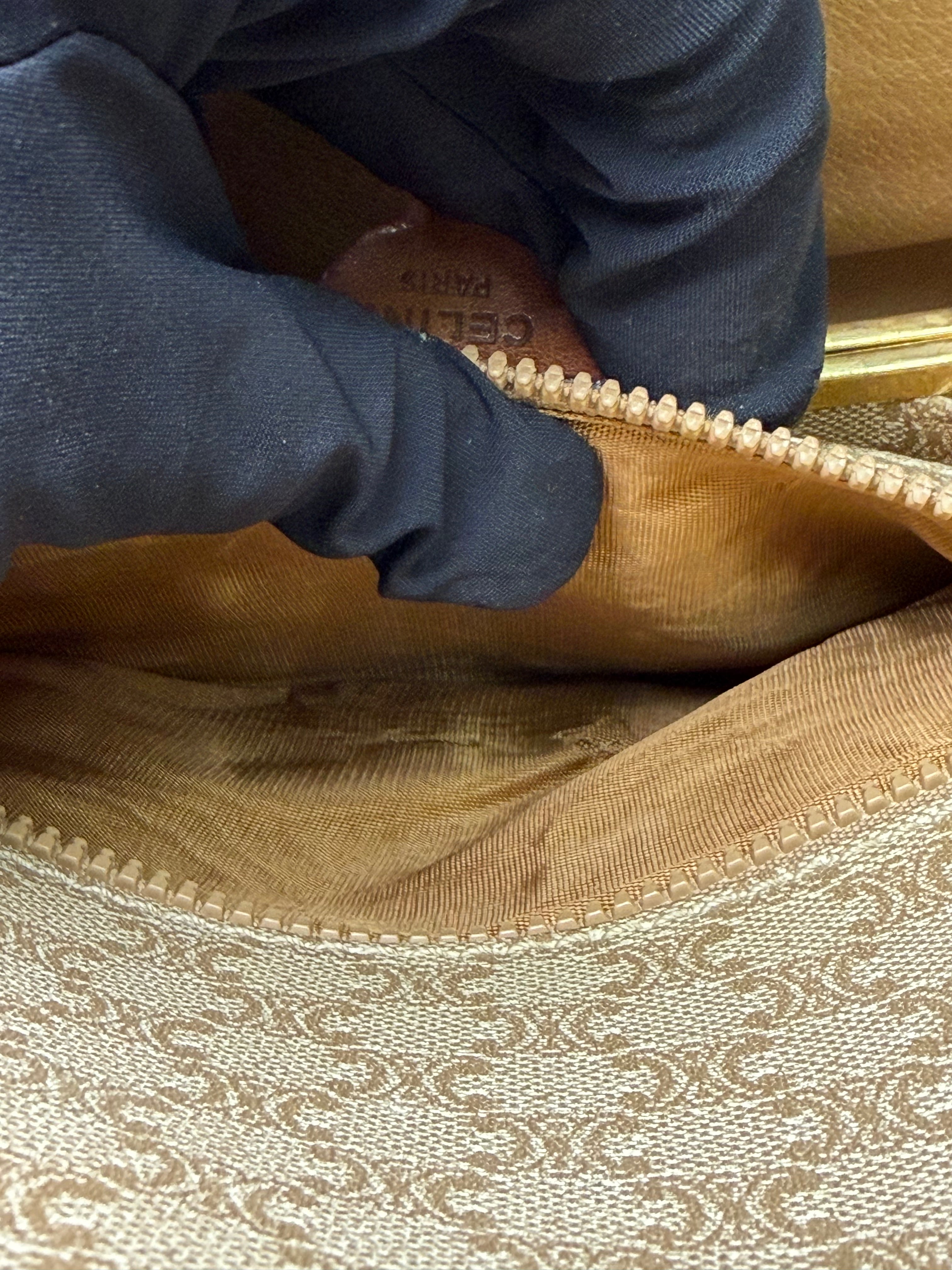 Borsa a Tracolla Vintage di Céline in Monogram Macadam