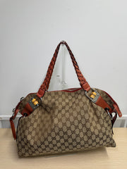Borsa a Spalla Gucci Bamboo Bar in Tela GG con Manici in Pelle Intrecciata