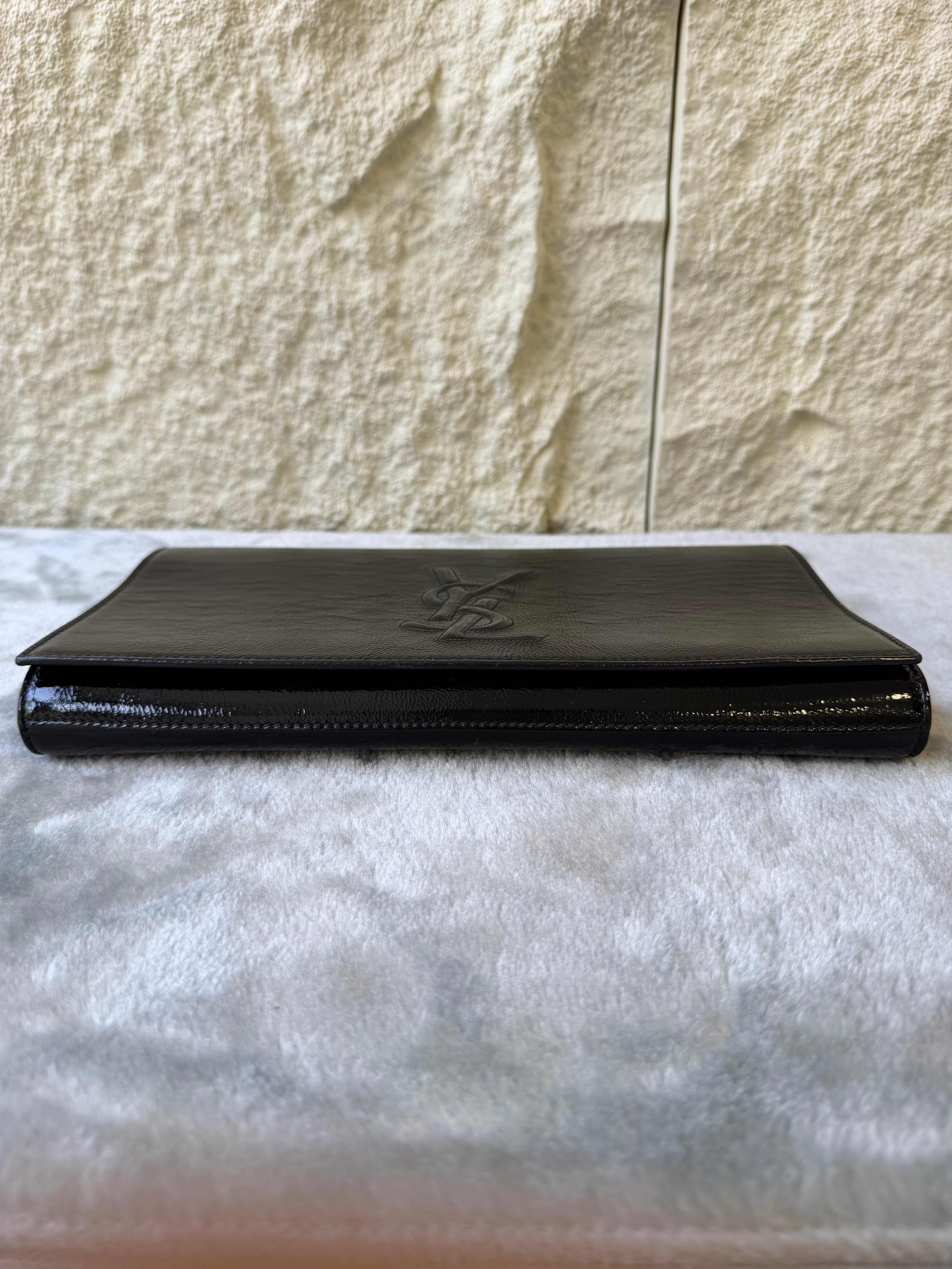Pochette Saint Laurent Belle de Jour in Vernice