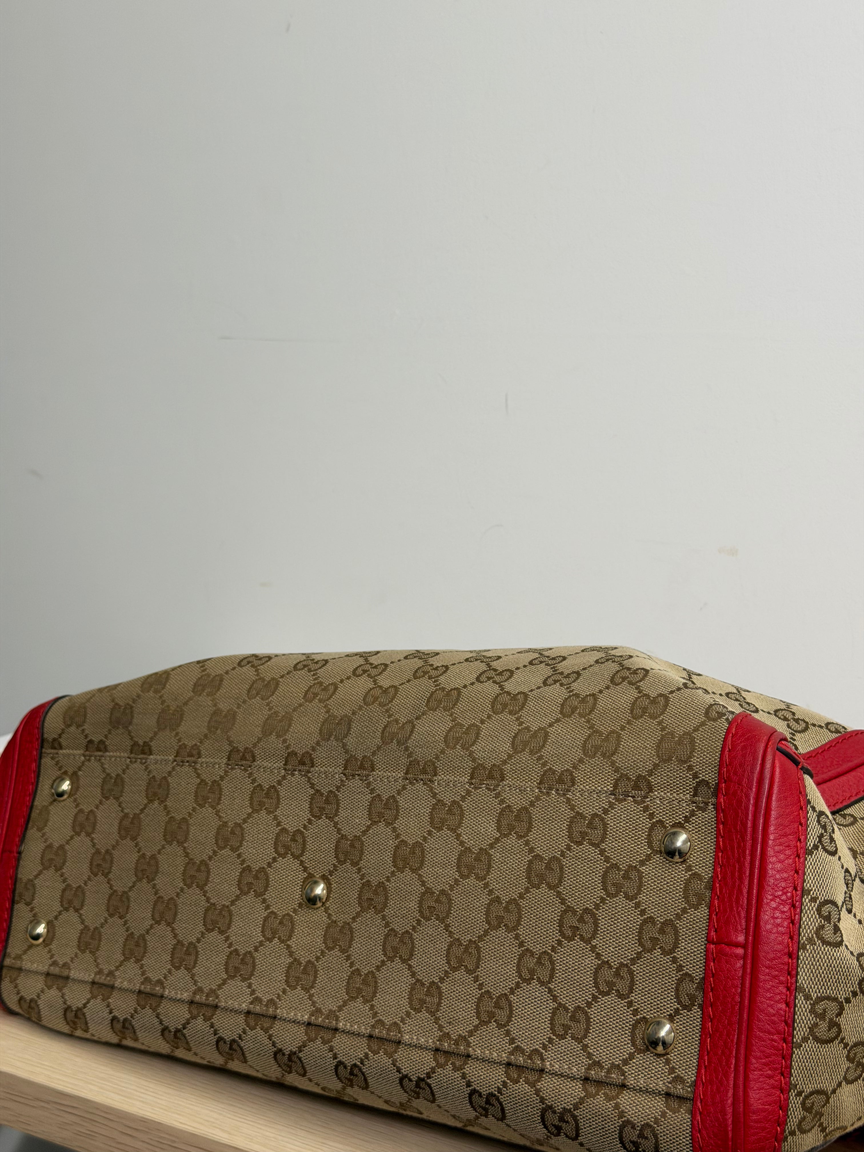 Borsa Tote Gucci Bella in Tela GG Beige con Manici Intrecciati in Pelle Rossa