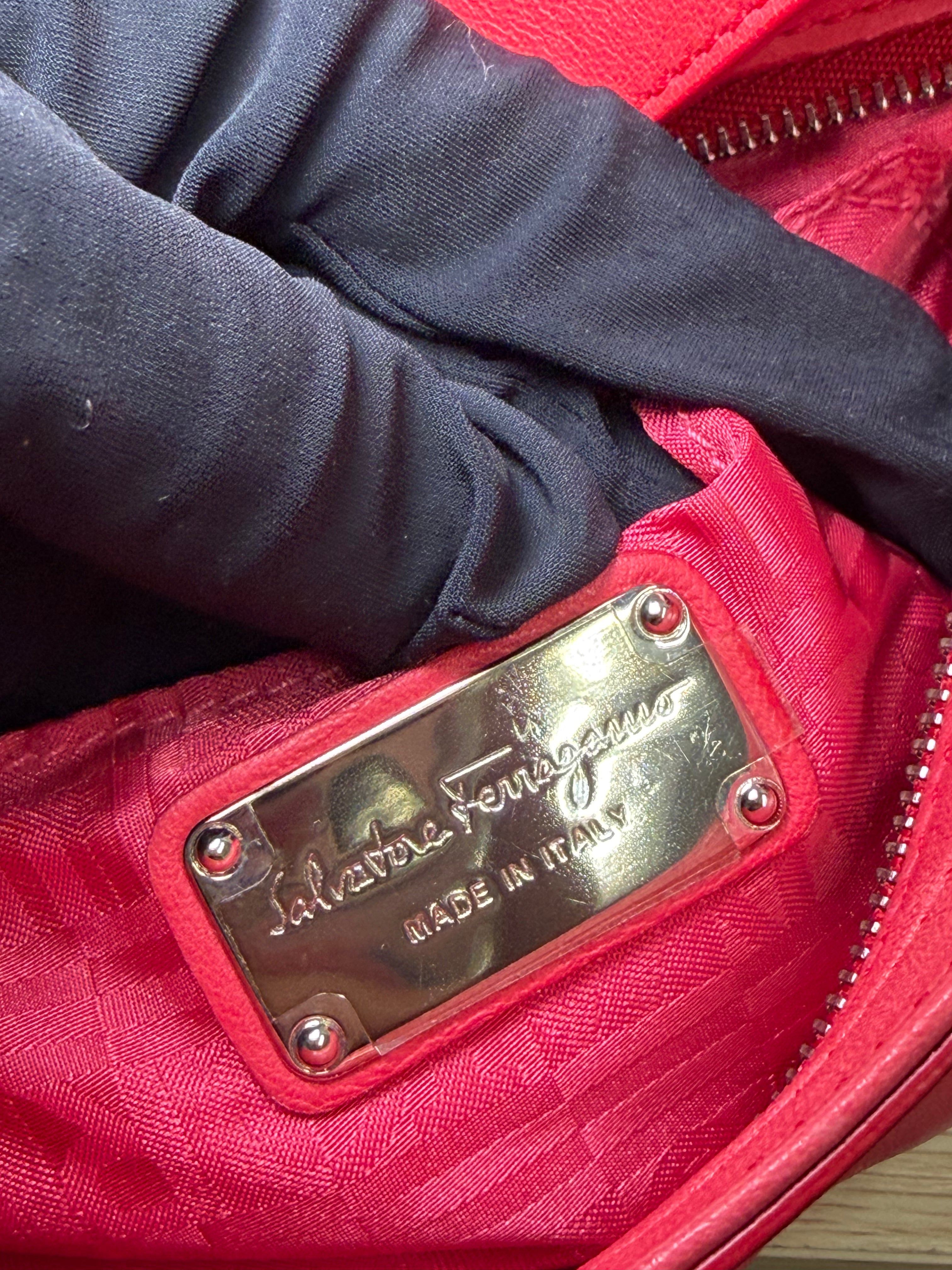 Borsa a Spalla Fucsia di Salvatore Ferragamo