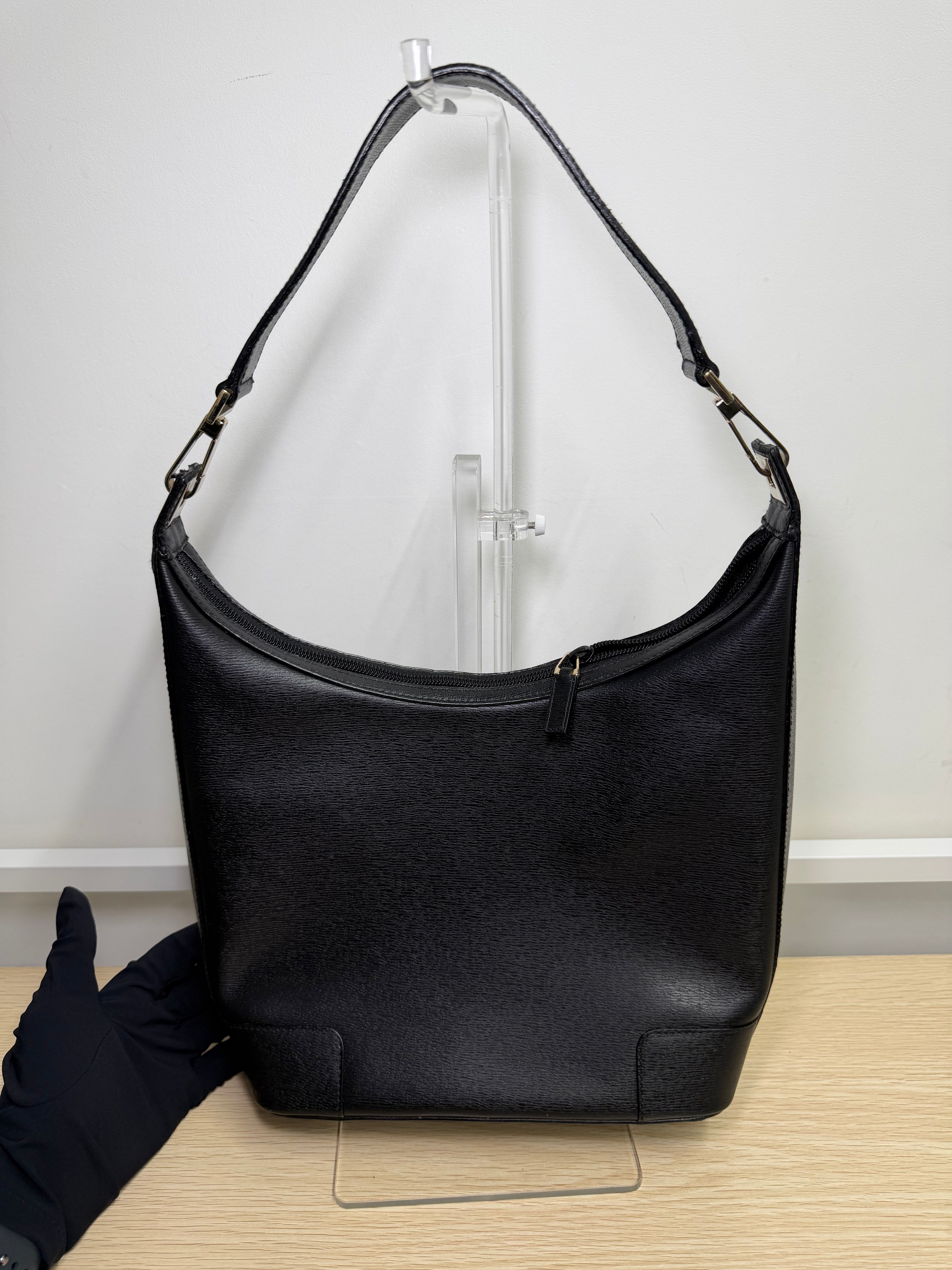Borsa a Spalla Vintage in Pelle Nera di Gucci