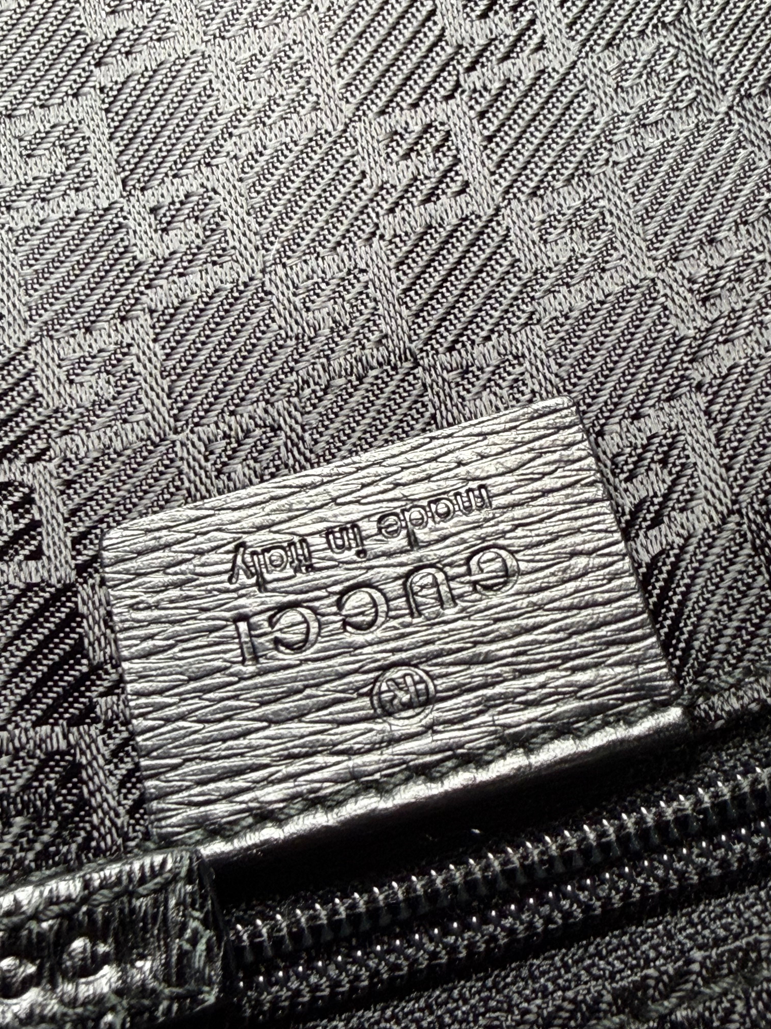 Borsa a Spalla Vintage in Pelle Nera di Gucci