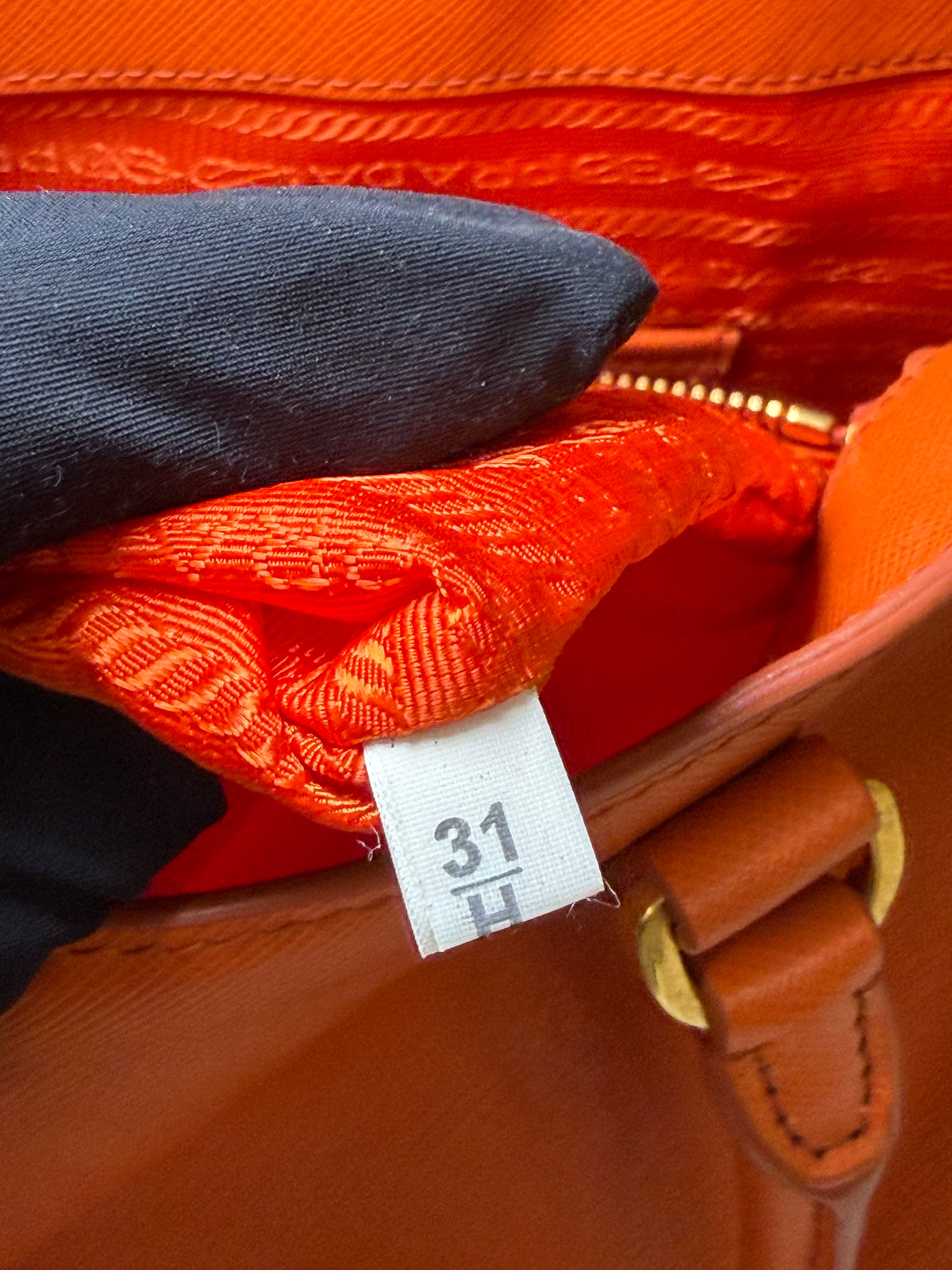 Borsa Tote Prada in Pelle Saffiano Arancione