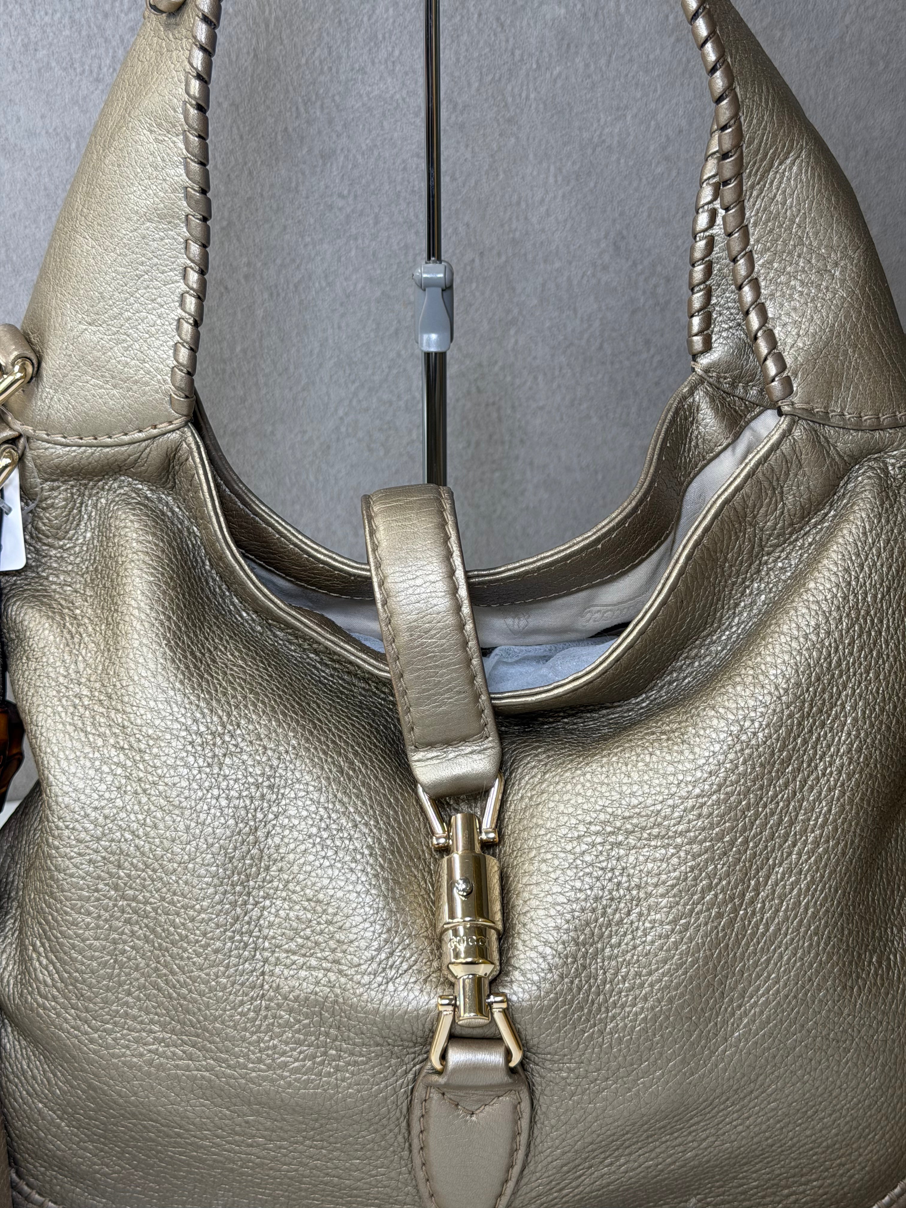 Borsa a Tracolla Gucci New Jackie in Pelle Martellata Color Oro Metallizzata