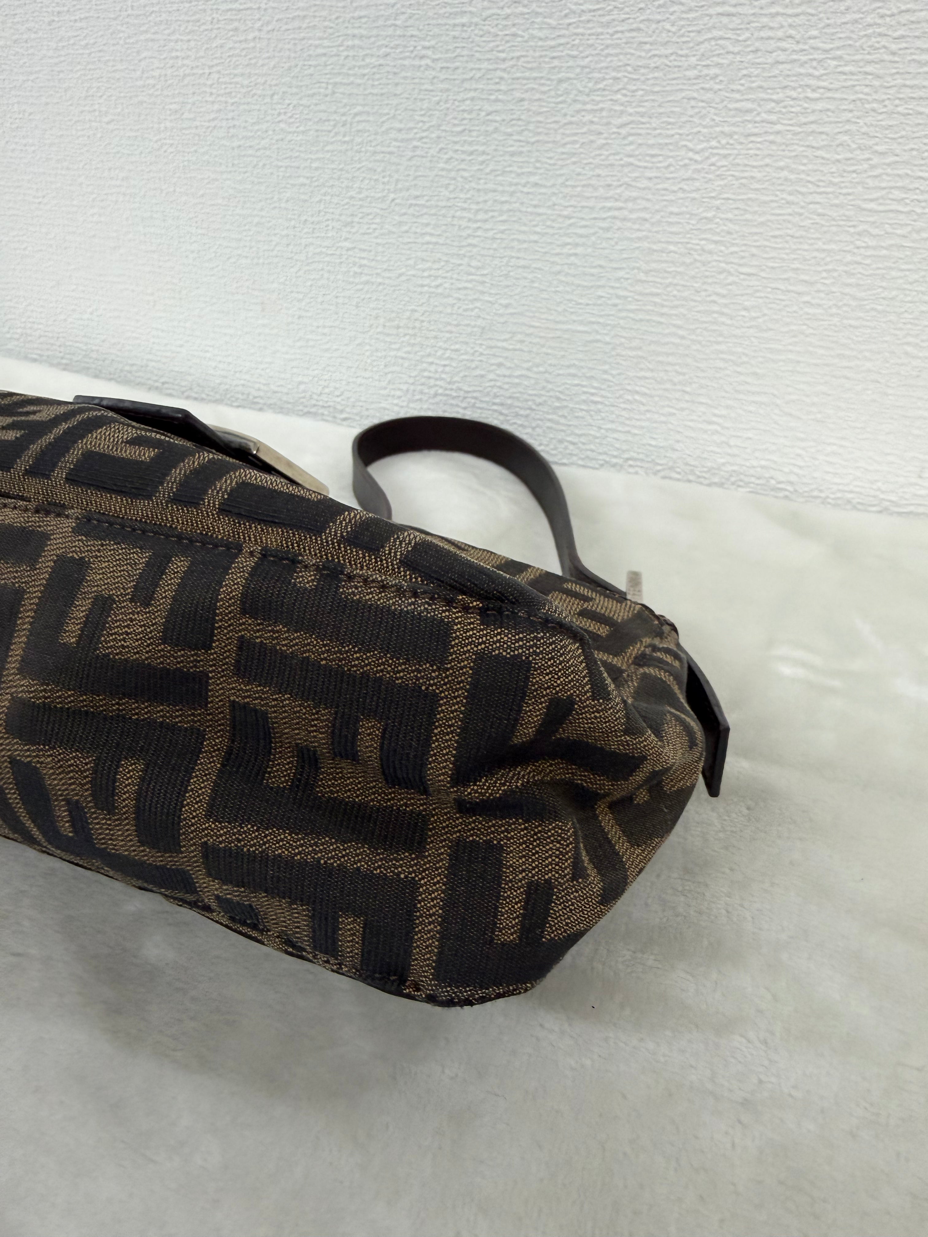 Borsa Fendi Mamma Bucket Zucca