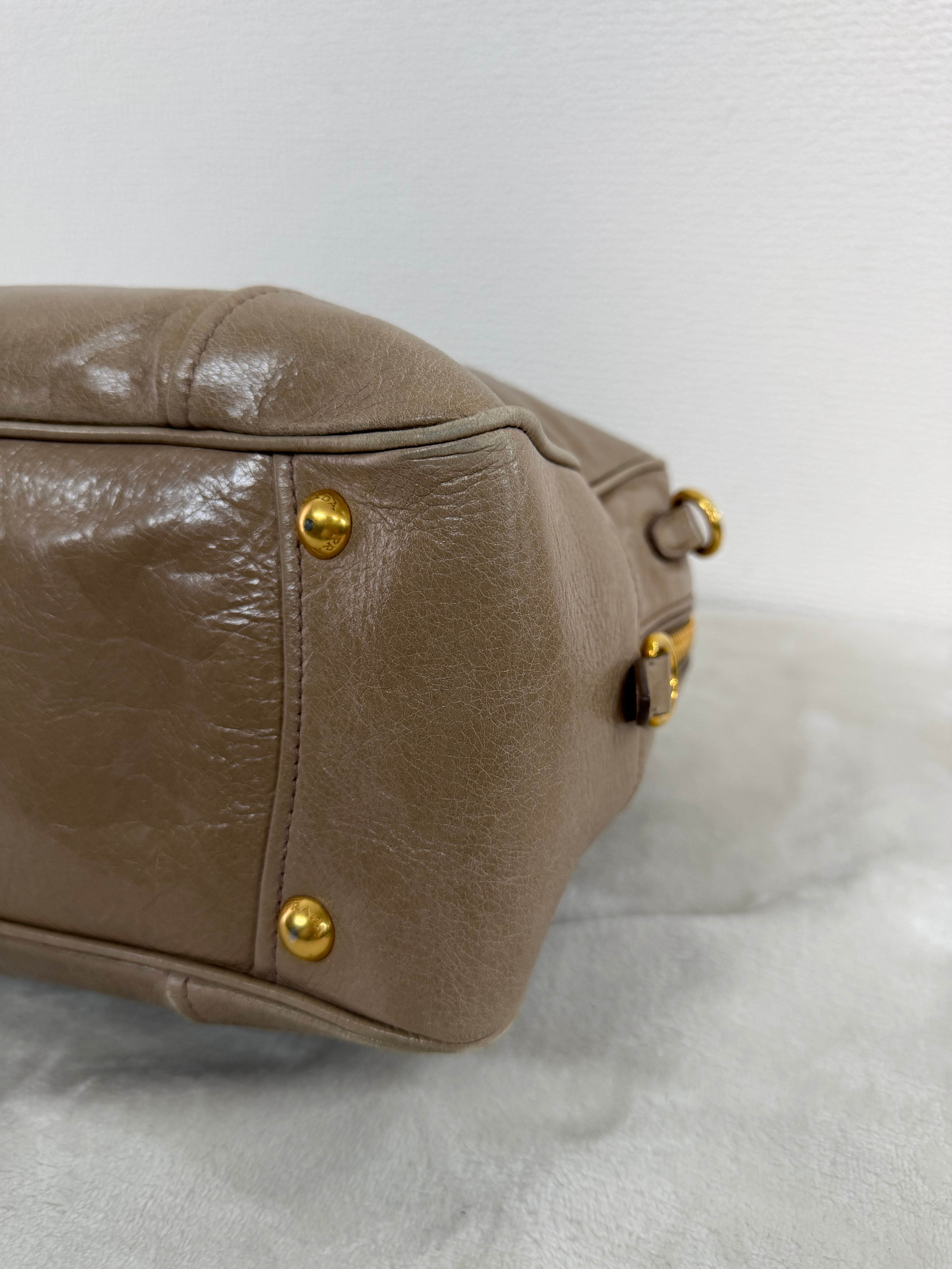 Borsa Bauletto Prada in Vitello Shine