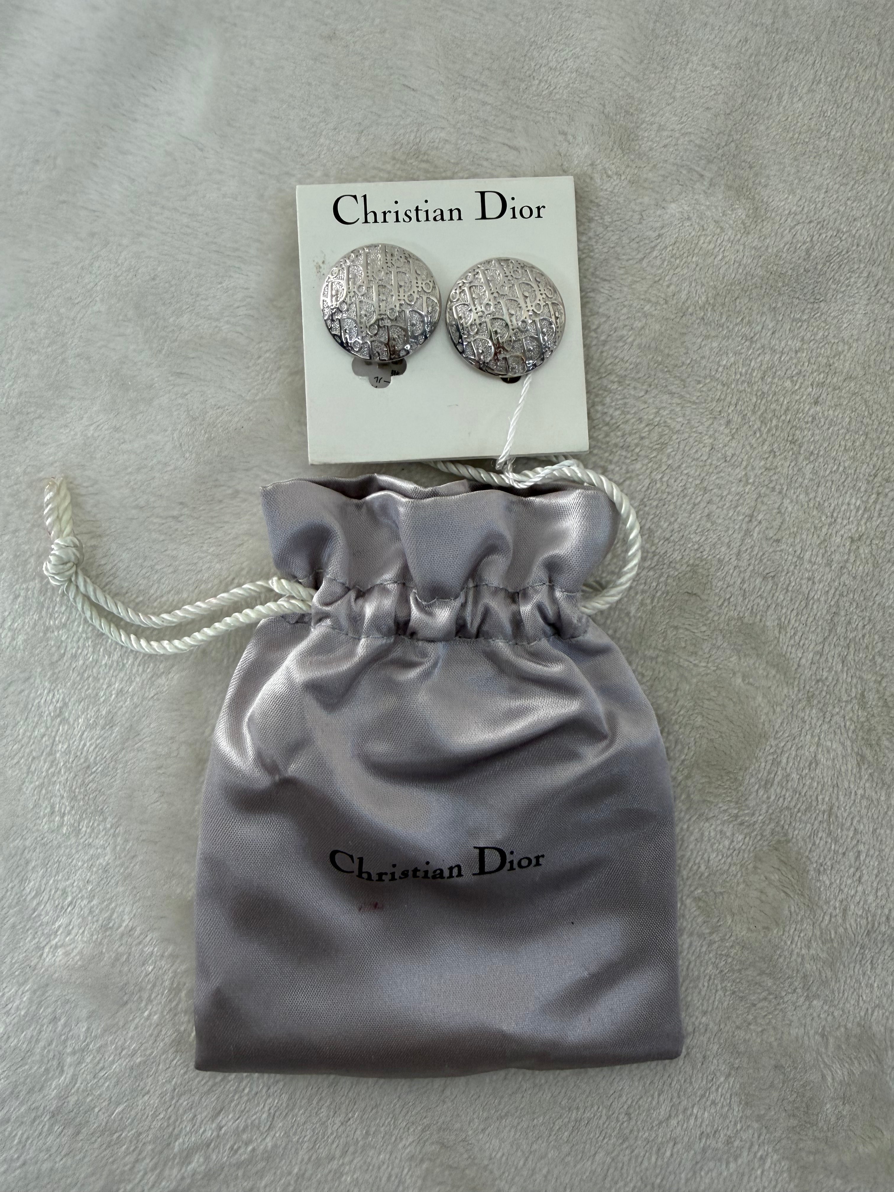 Orecchini Christian Dior in Metallo