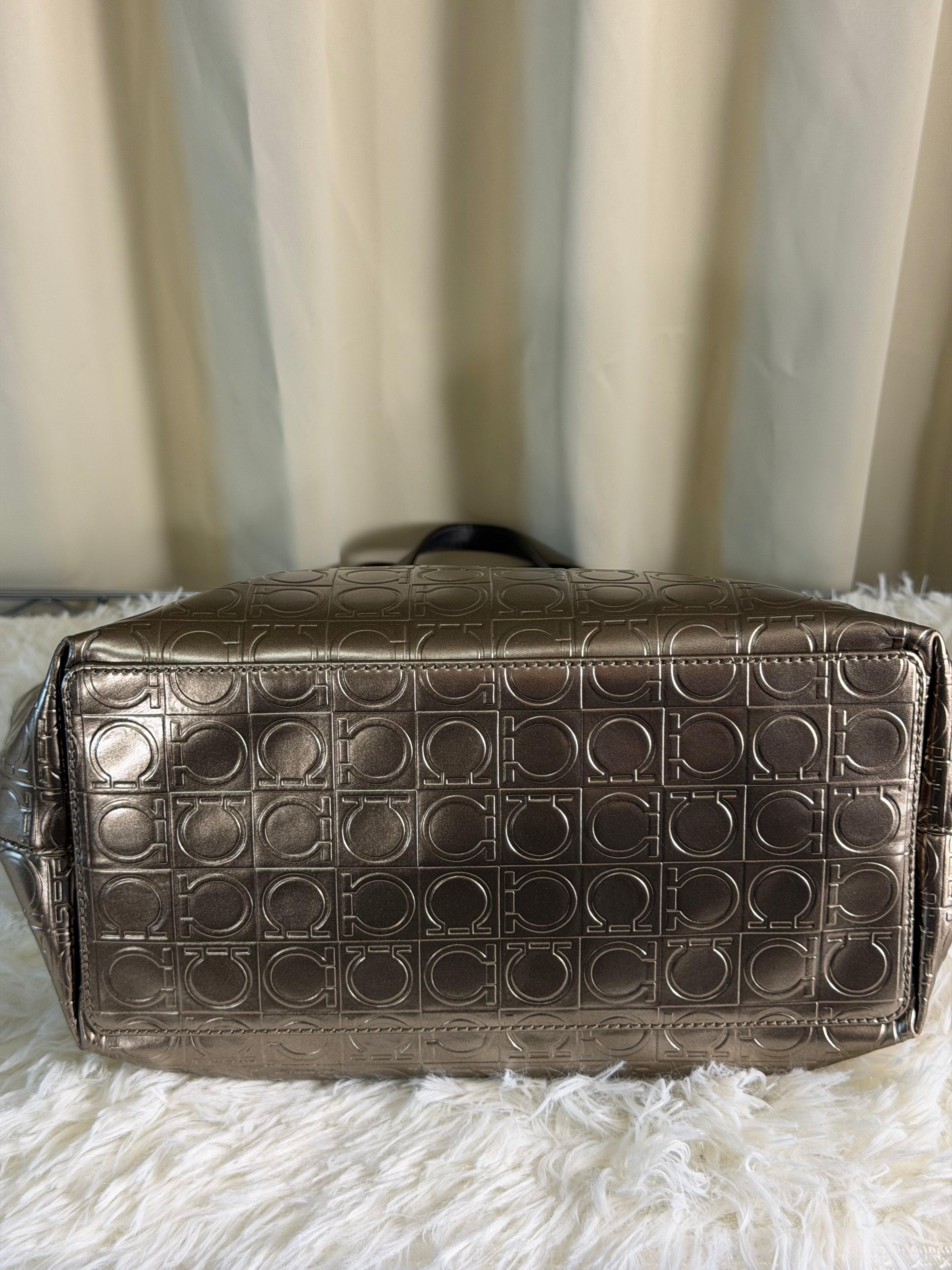 Borsa Tote Salvatore Ferragamo in Pelle Metallizzata