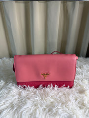 Wallet on Chain Prada in Pelle Saffiano