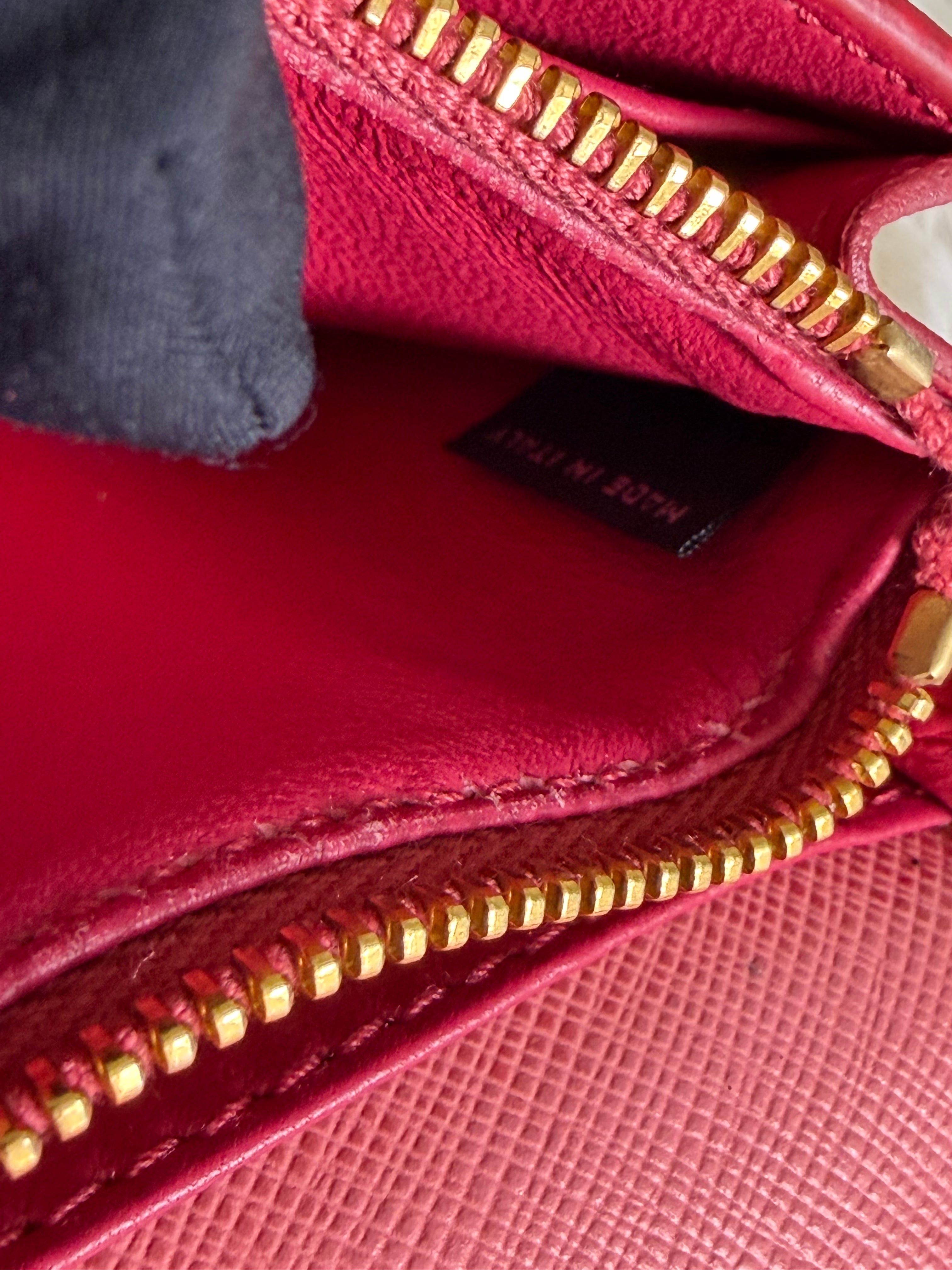 Wallet on Chain Prada in Pelle Saffiano