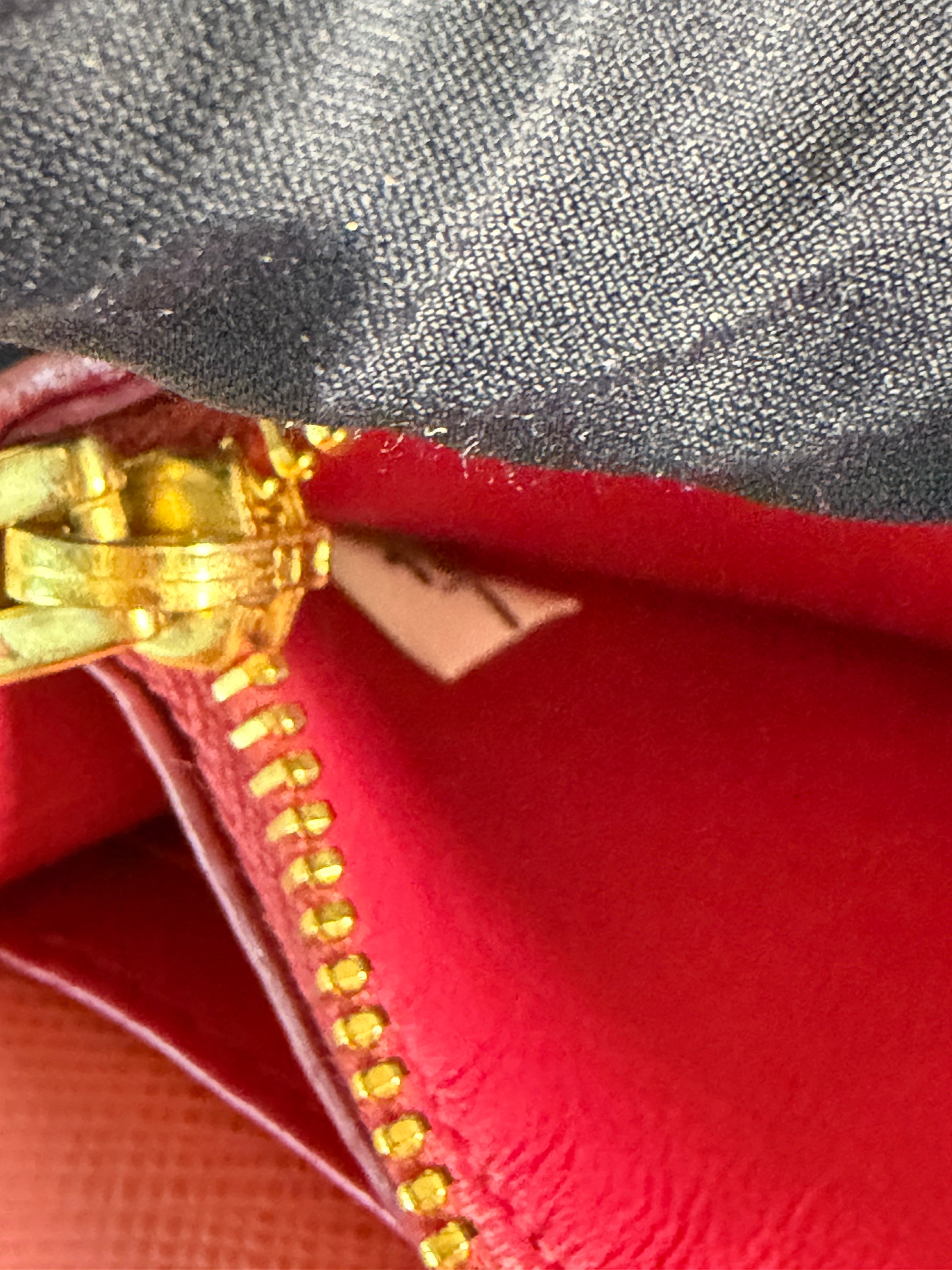 Wallet on Chain Prada in Pelle Saffiano