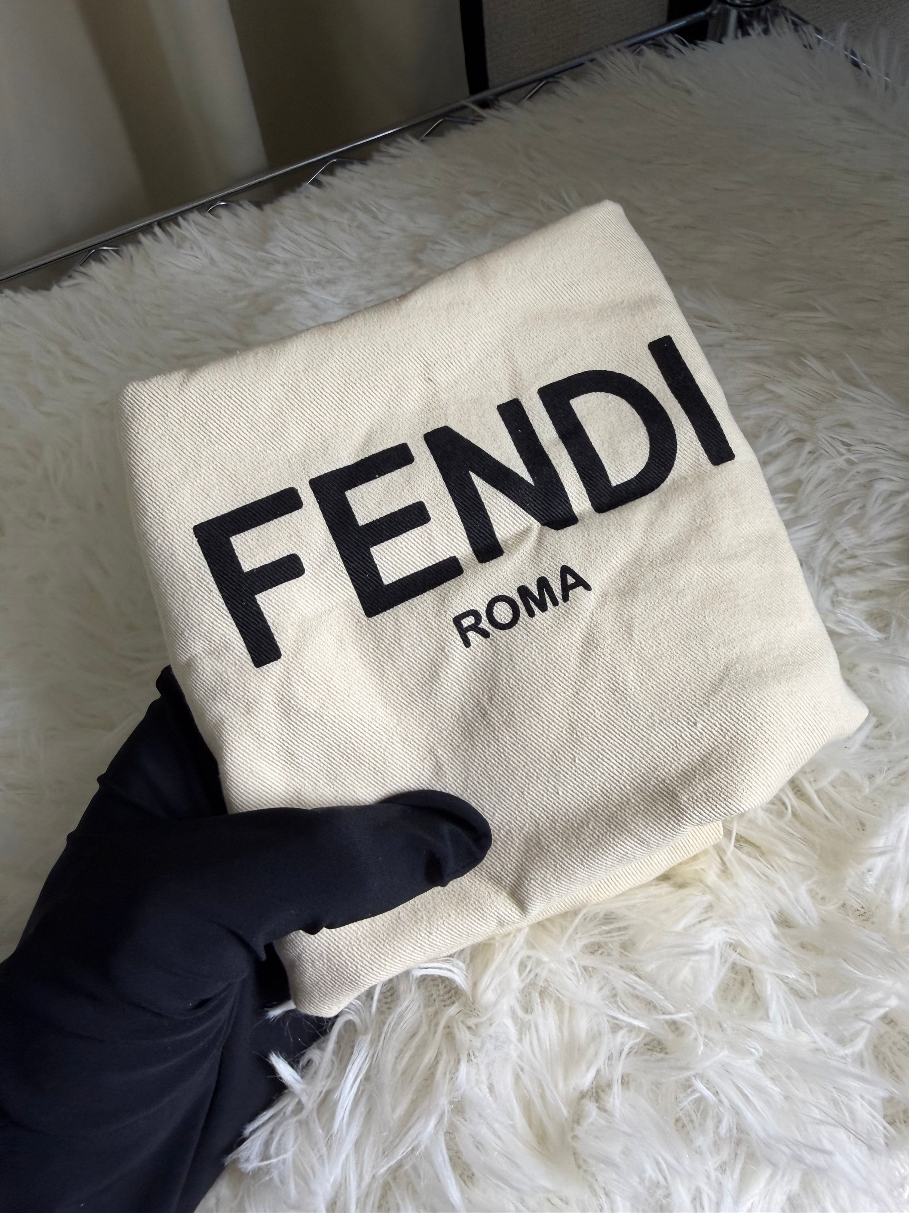 Borsa a Spalla Fendi Kan I in Pelle Grigia