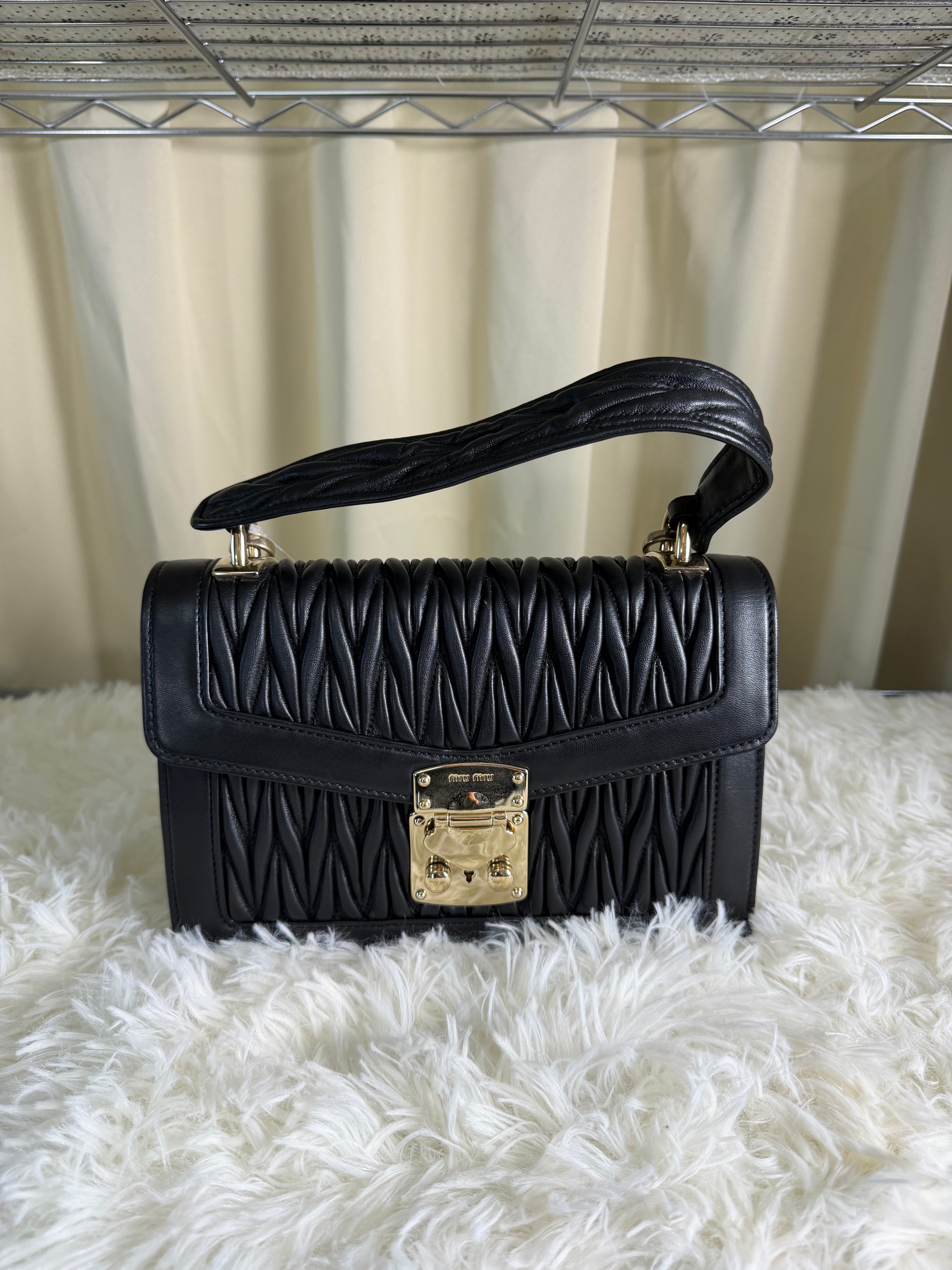 Borsa Miu Miu Confidential in Pelle Nera