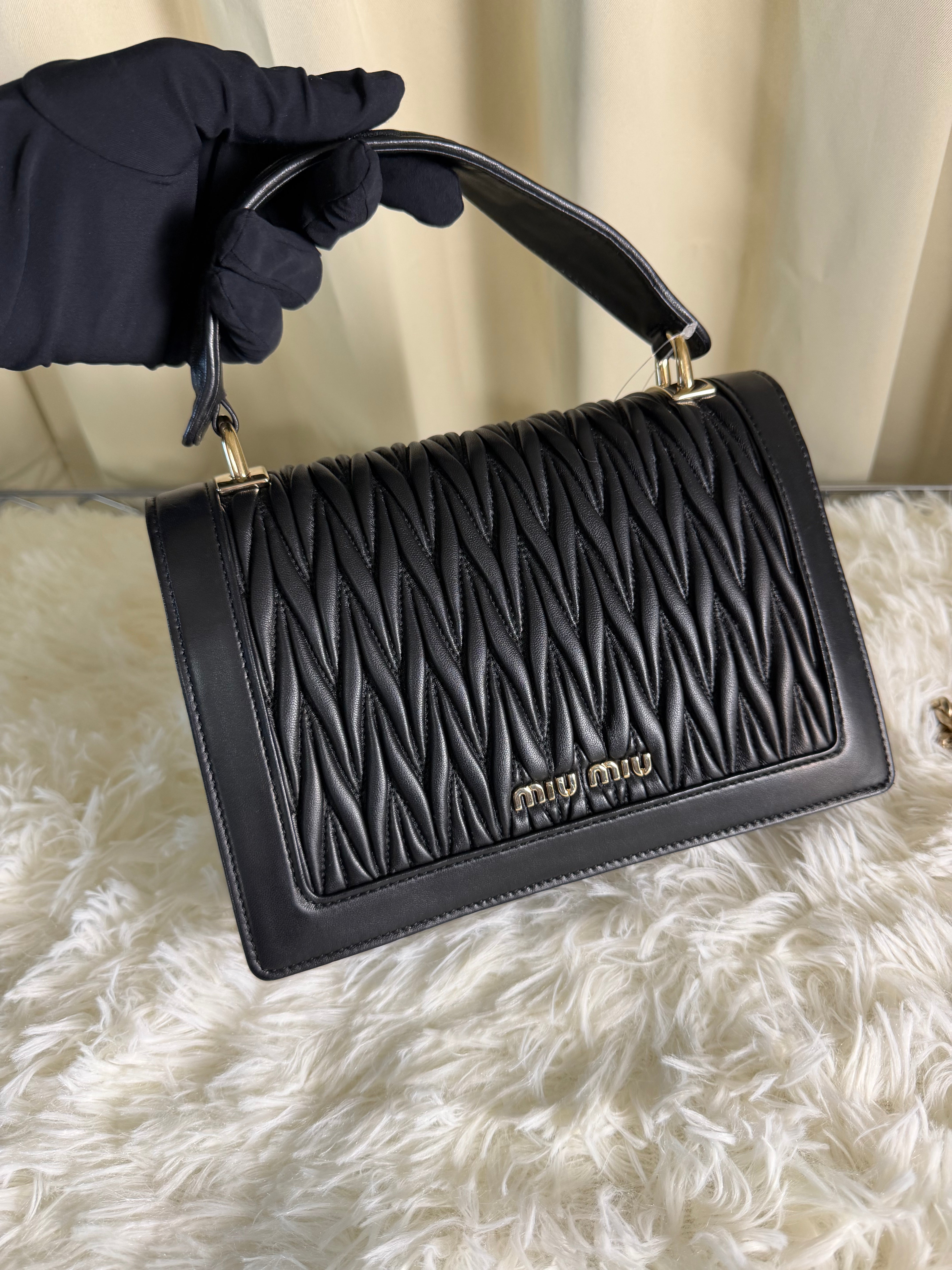 Borsa Miu Miu Confidential in Pelle Nera