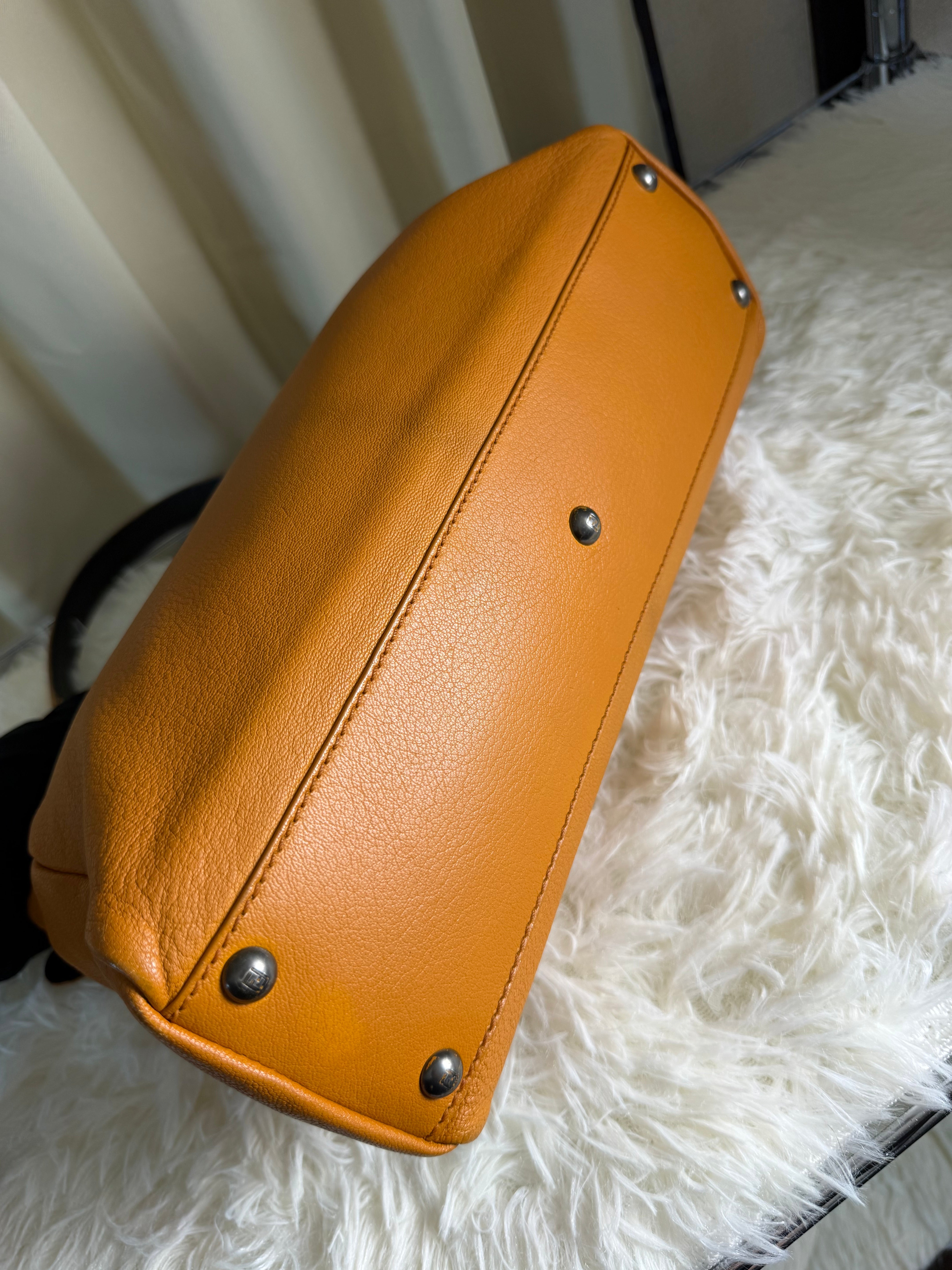Borsa Fendi Peekaboo