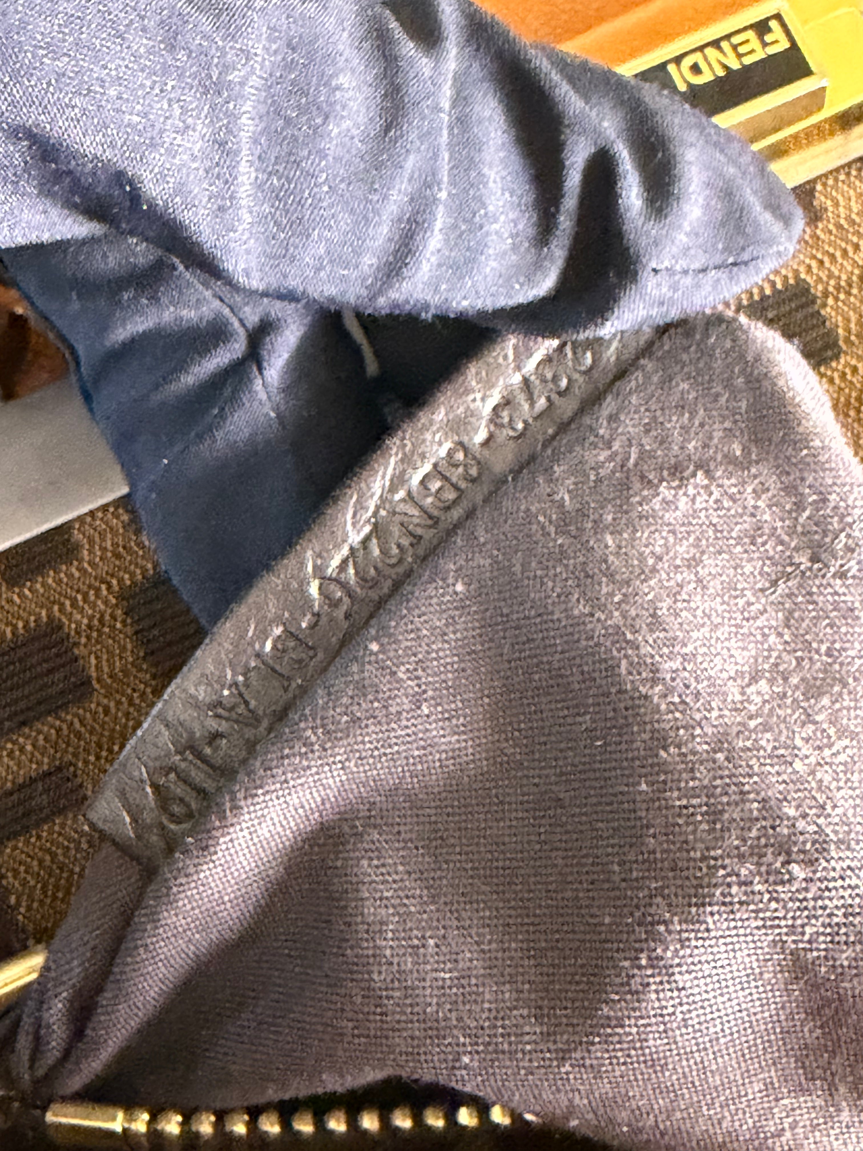 Borsa Fendi Peekaboo