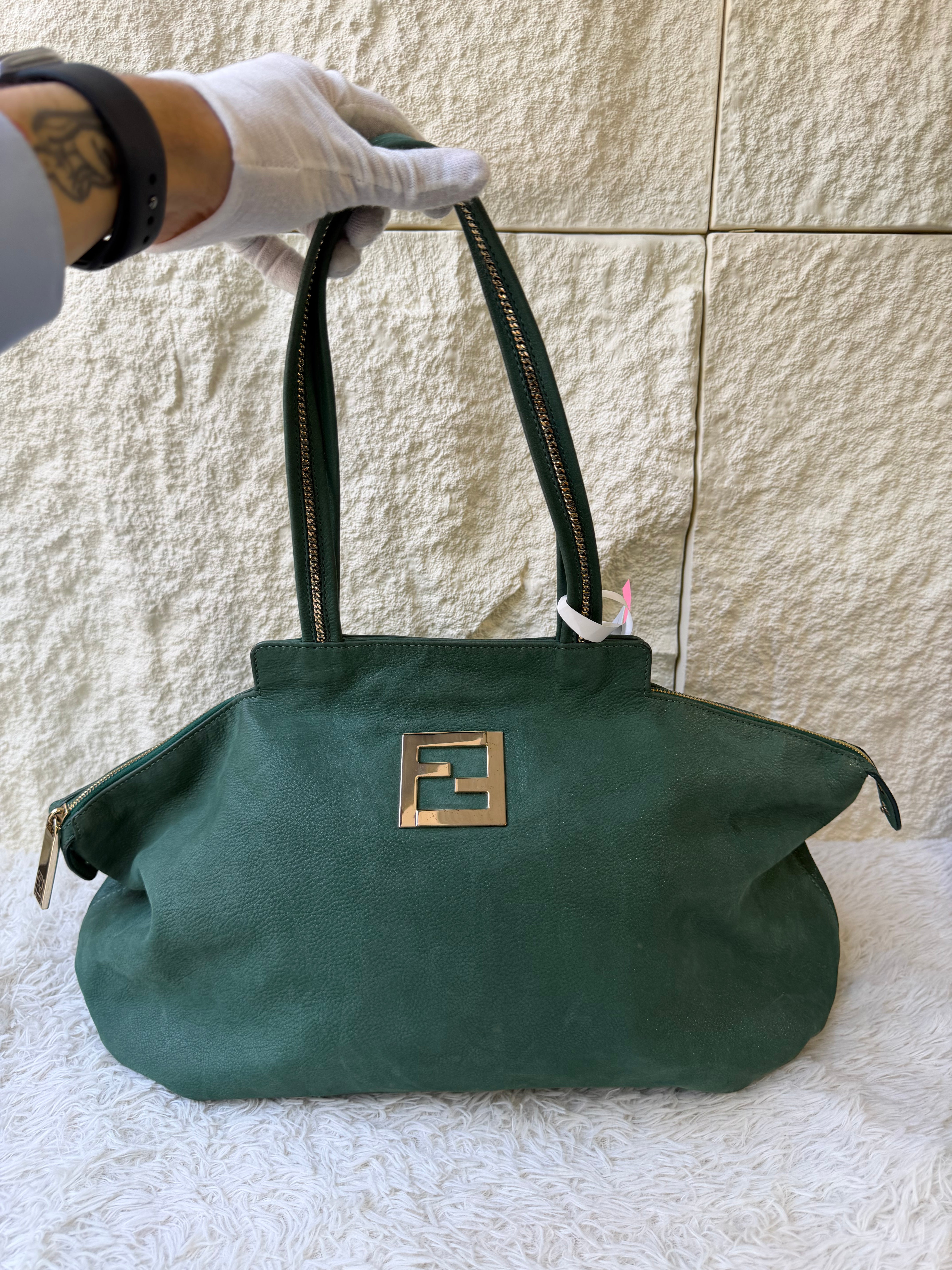 Borsa Fendi Chains Tote in Suede