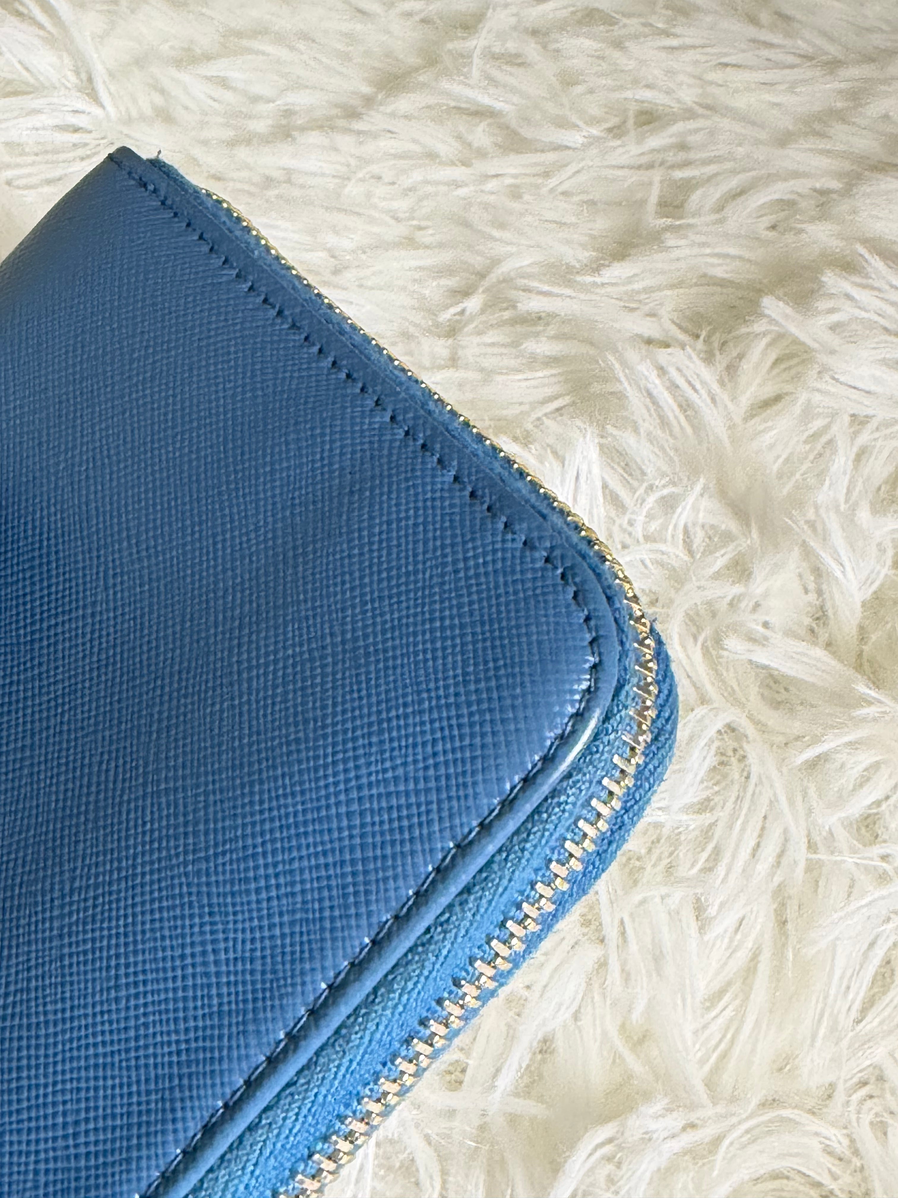 Portafoglio con Zip Prada in Pelle Saffiano