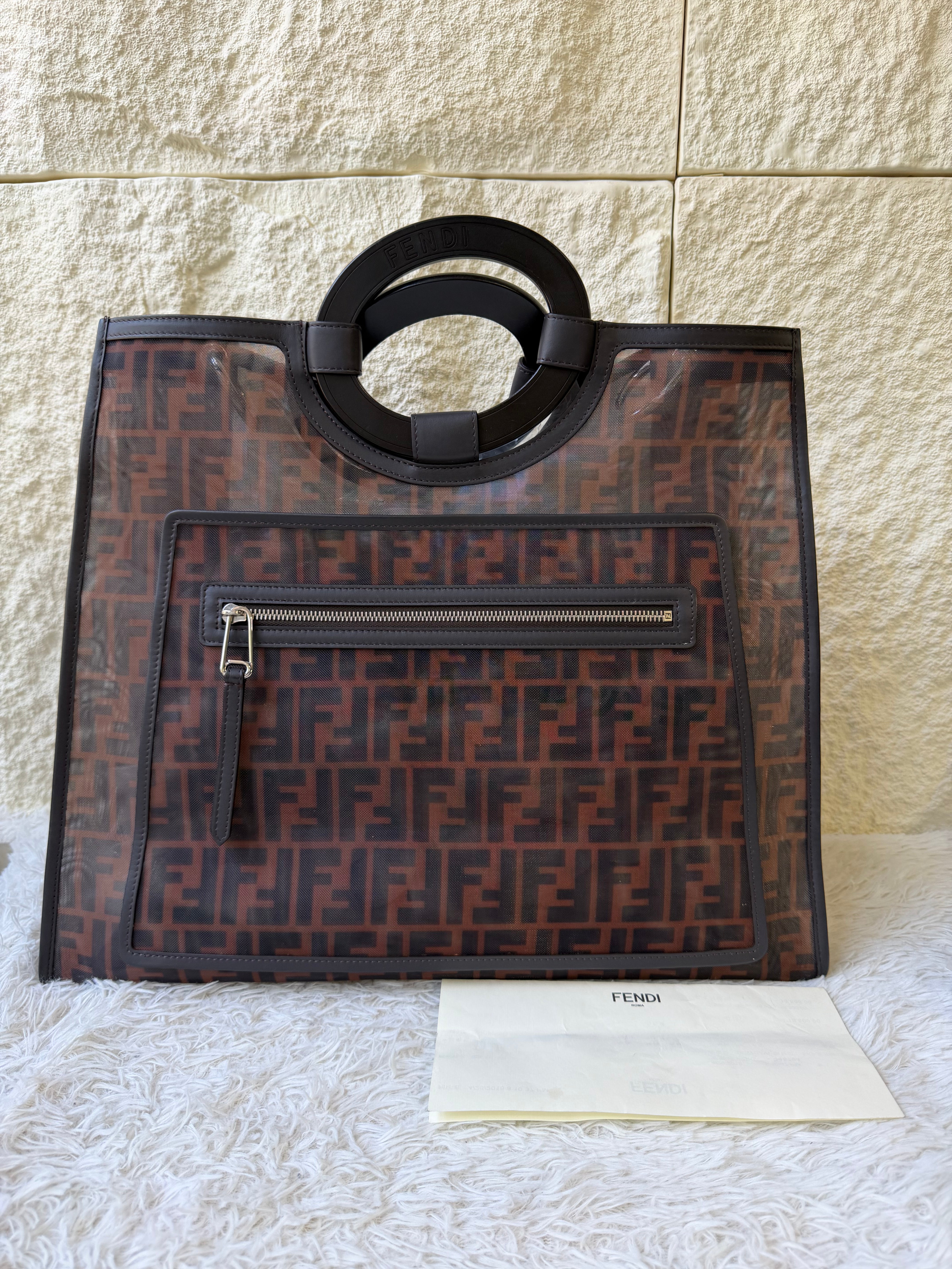 Borsa Fendi Runaway Shopping Tote
